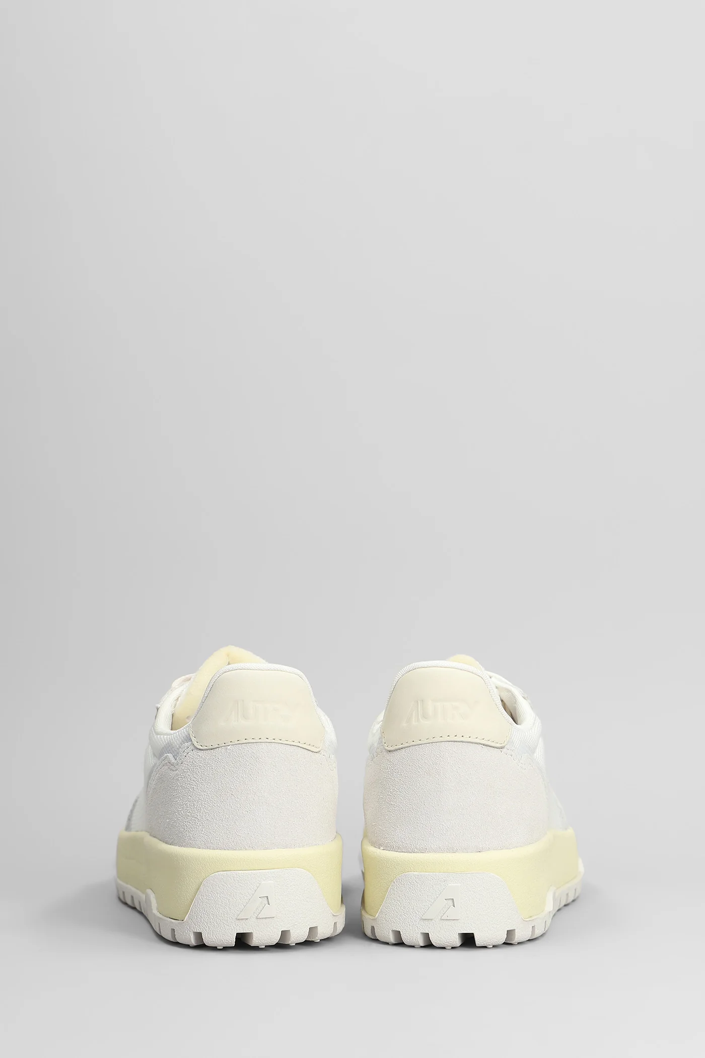 Wildpace Low Sneakers in white Suede and fabric - Image 4