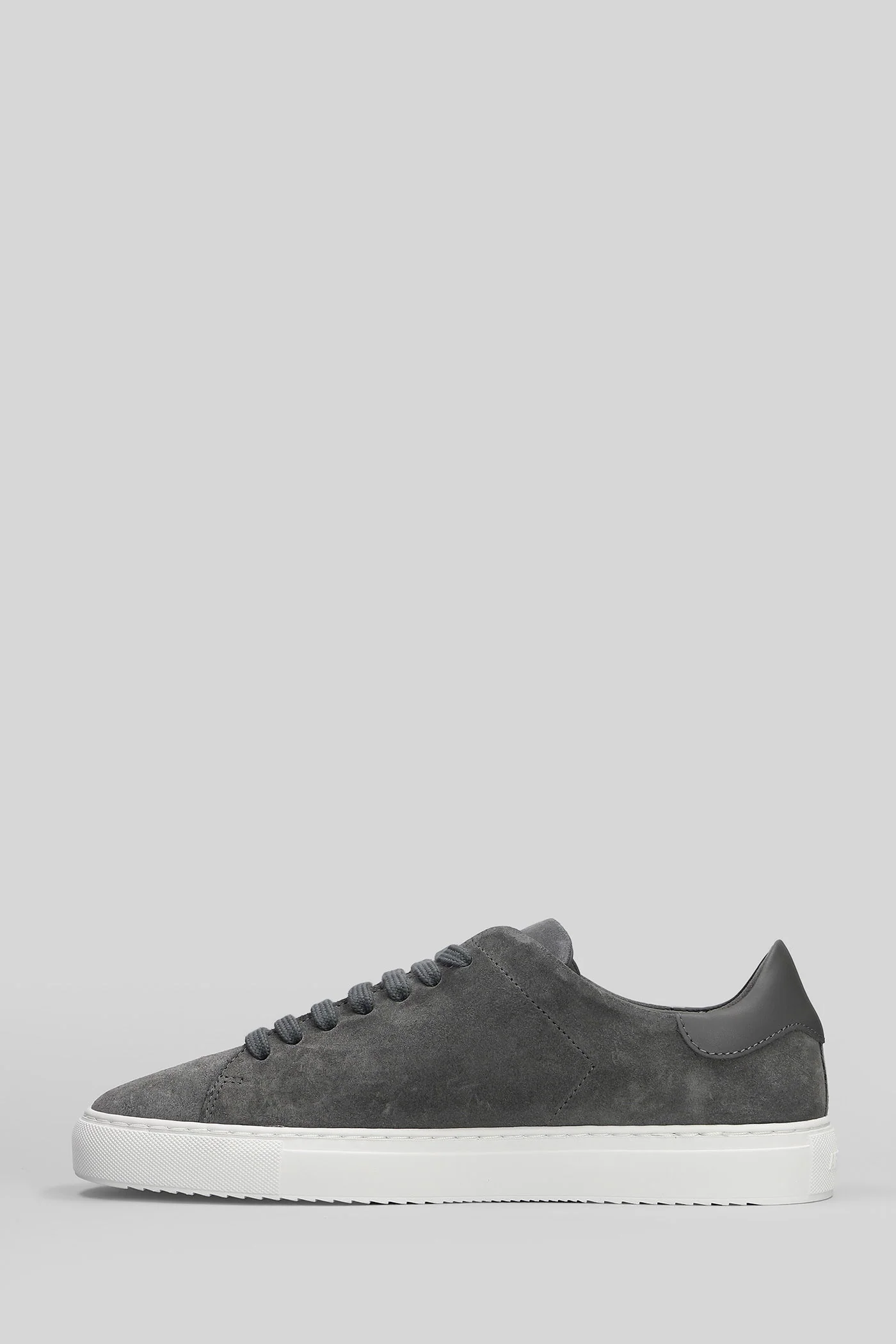 Clean 90 Sneakers in grey suede - Image 3