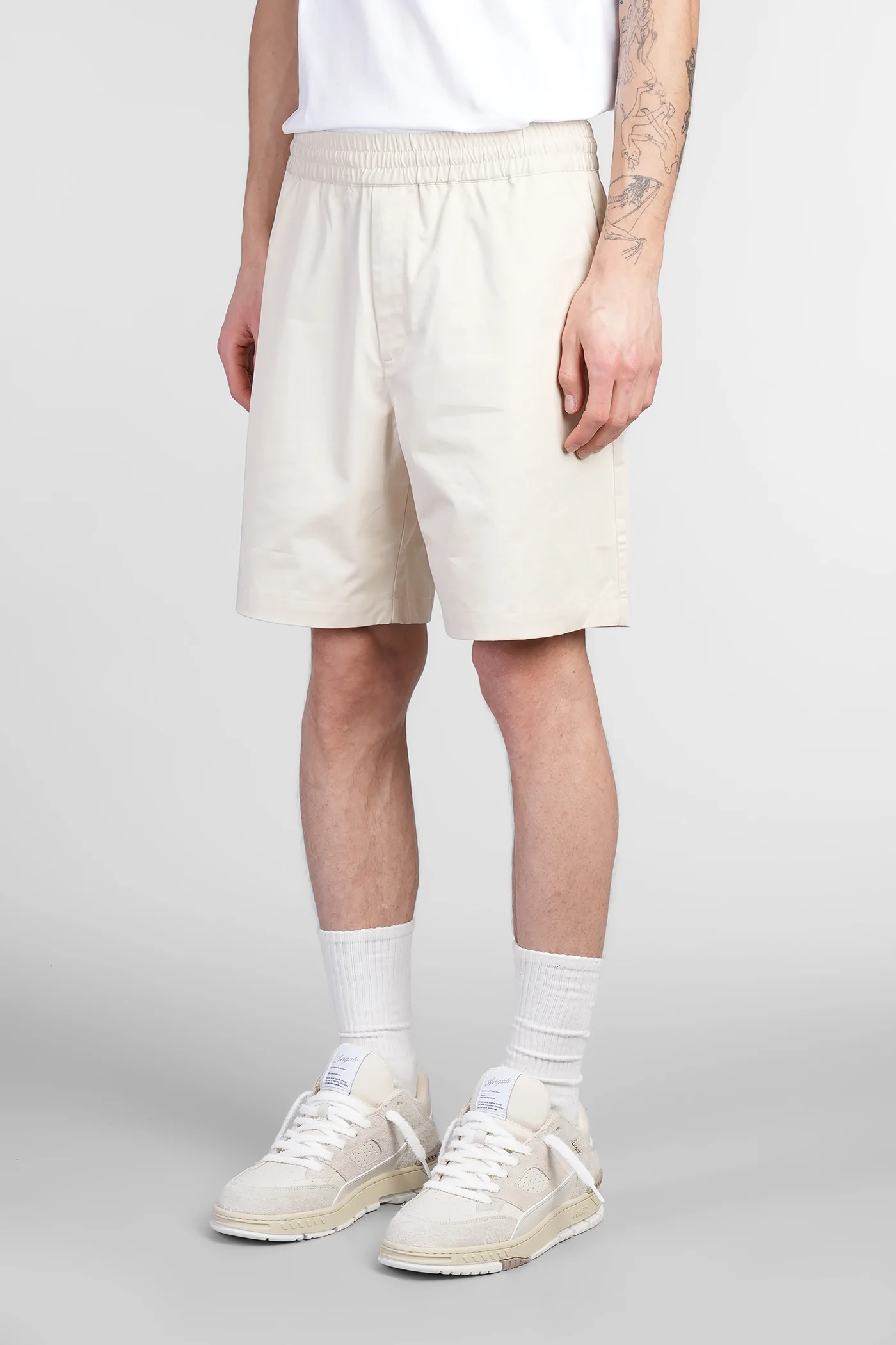 Stitch Shorts in beige cotton - Image 4