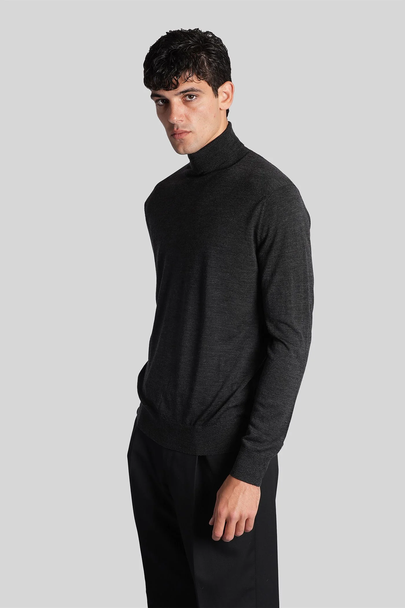Knitwear in grey wool - Image 4