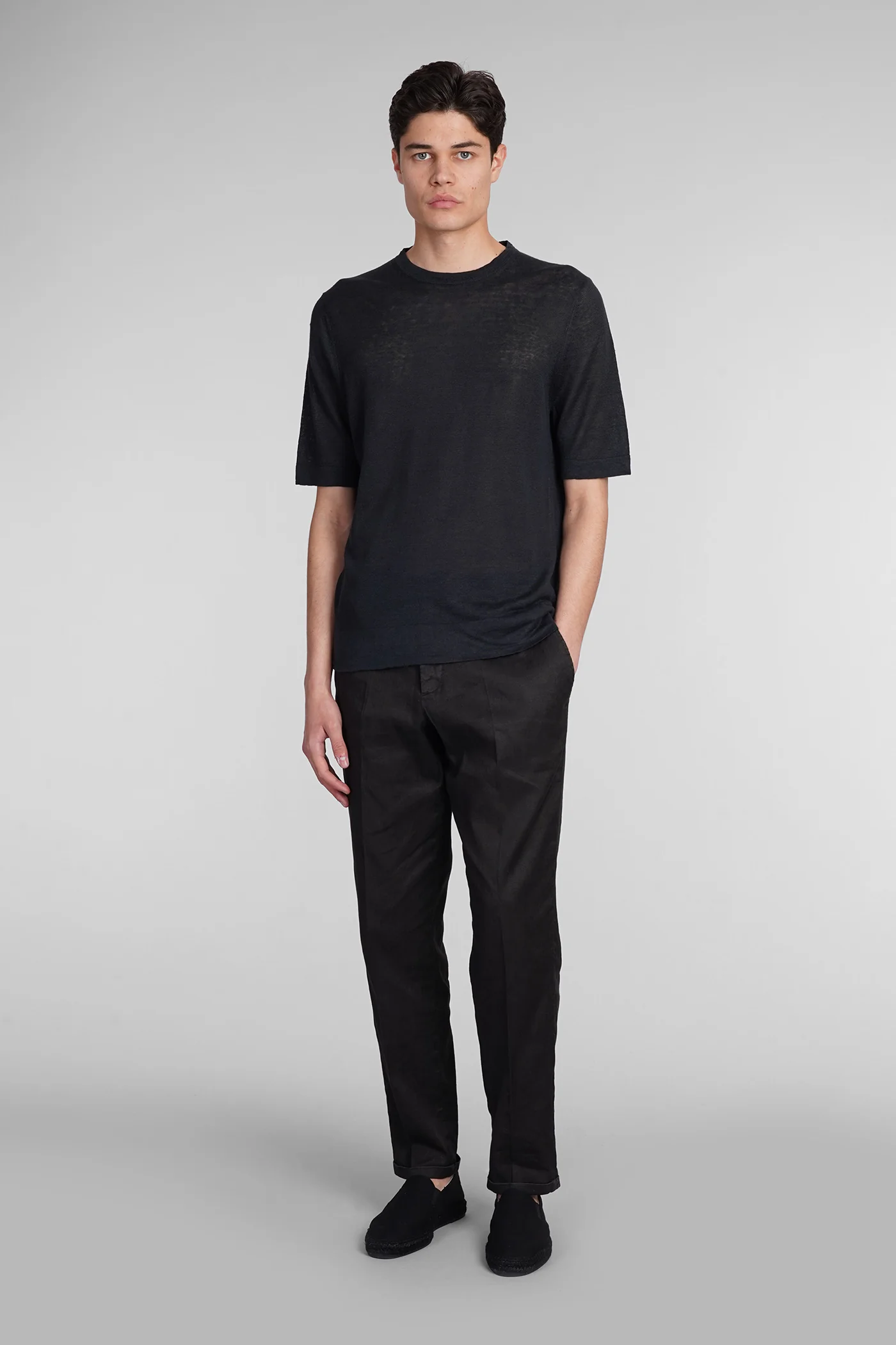 T-Shirt in black cotton - Image 2