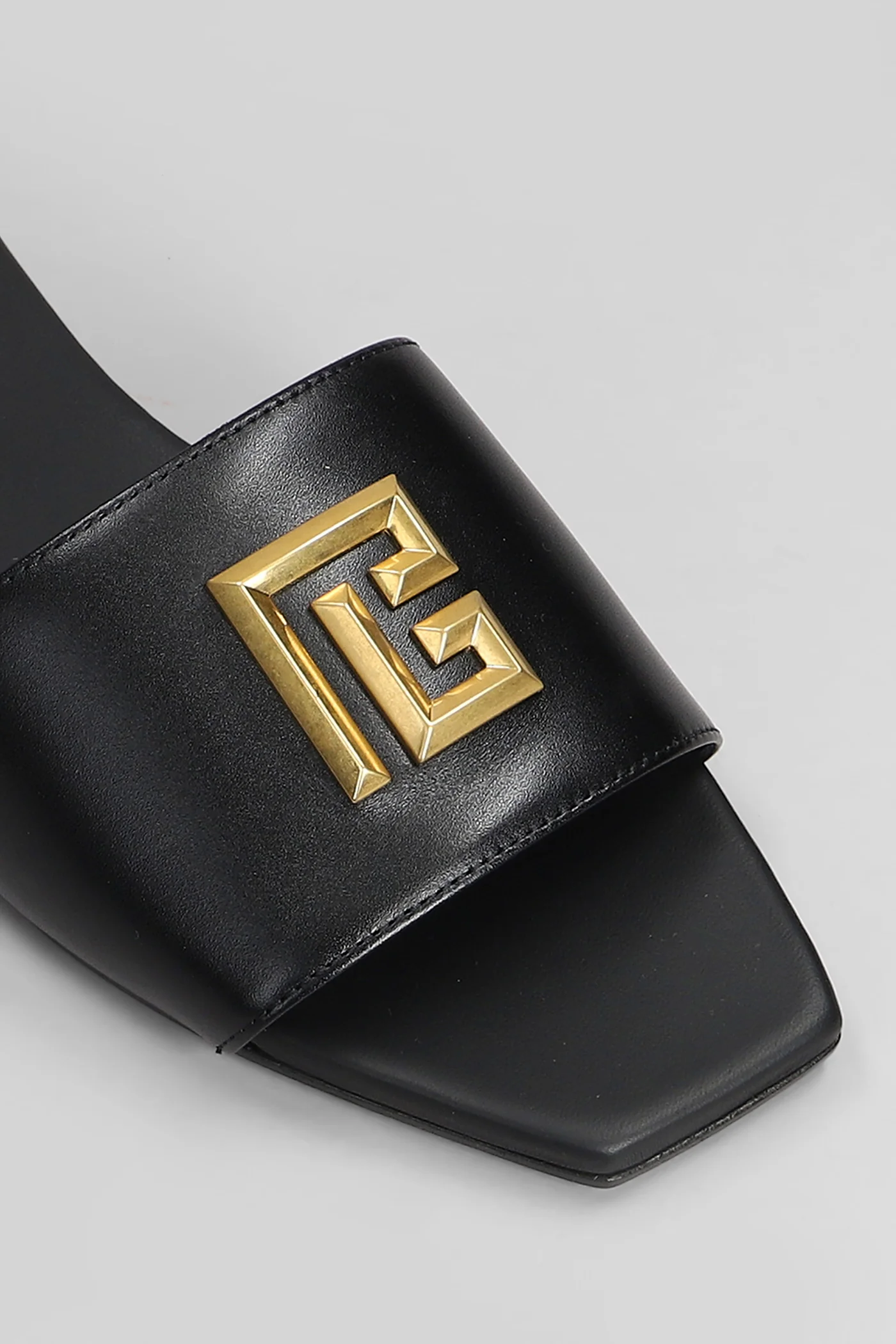Dafne Slipper-Mule in black leather - Image 5
