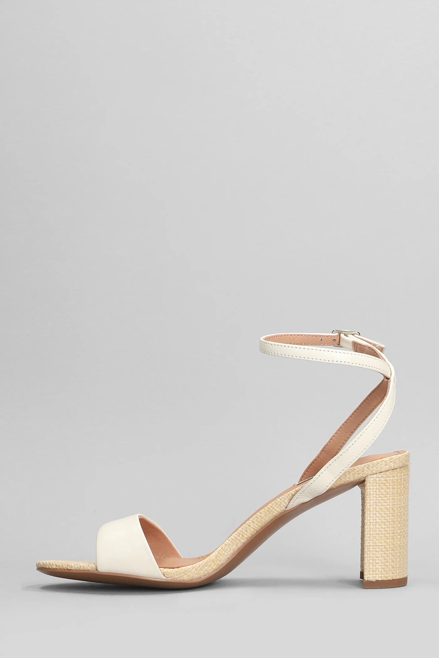 Aster Sandals in beige leather - Image 3