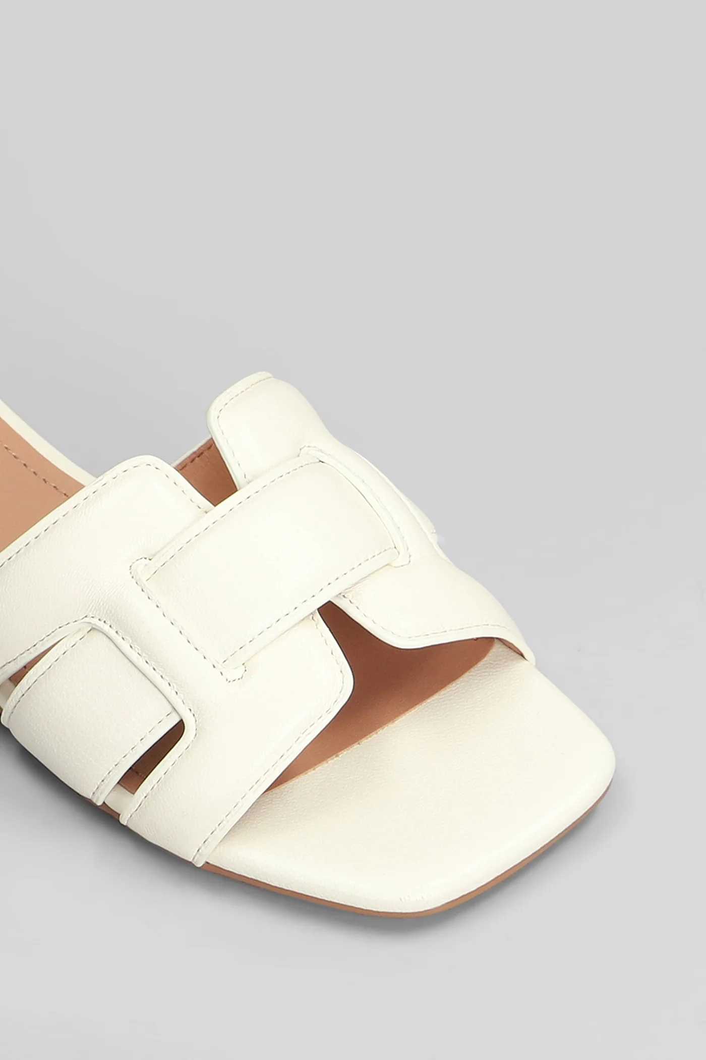 Holly Flat Flats in white leather - Image 5