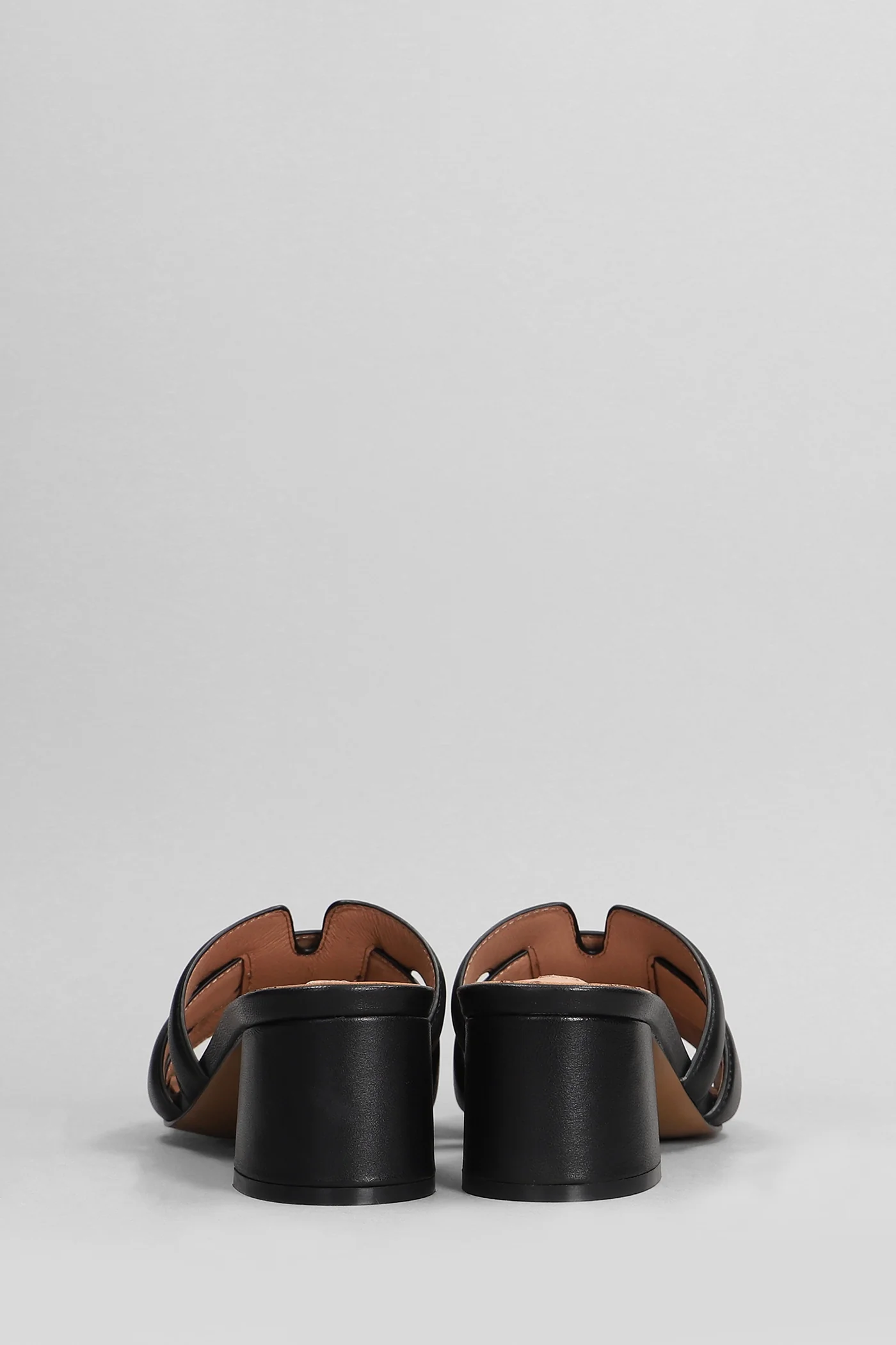 Holly Slipper-Mule in black leather - Image 4
