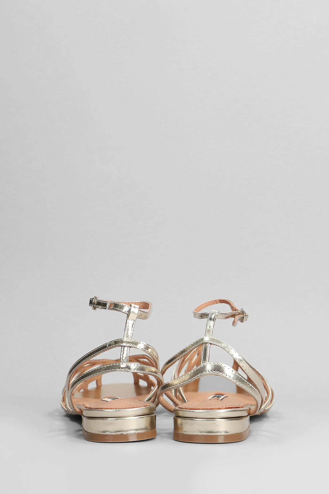 Juliette Flat Flats in gold leather - Image 4
