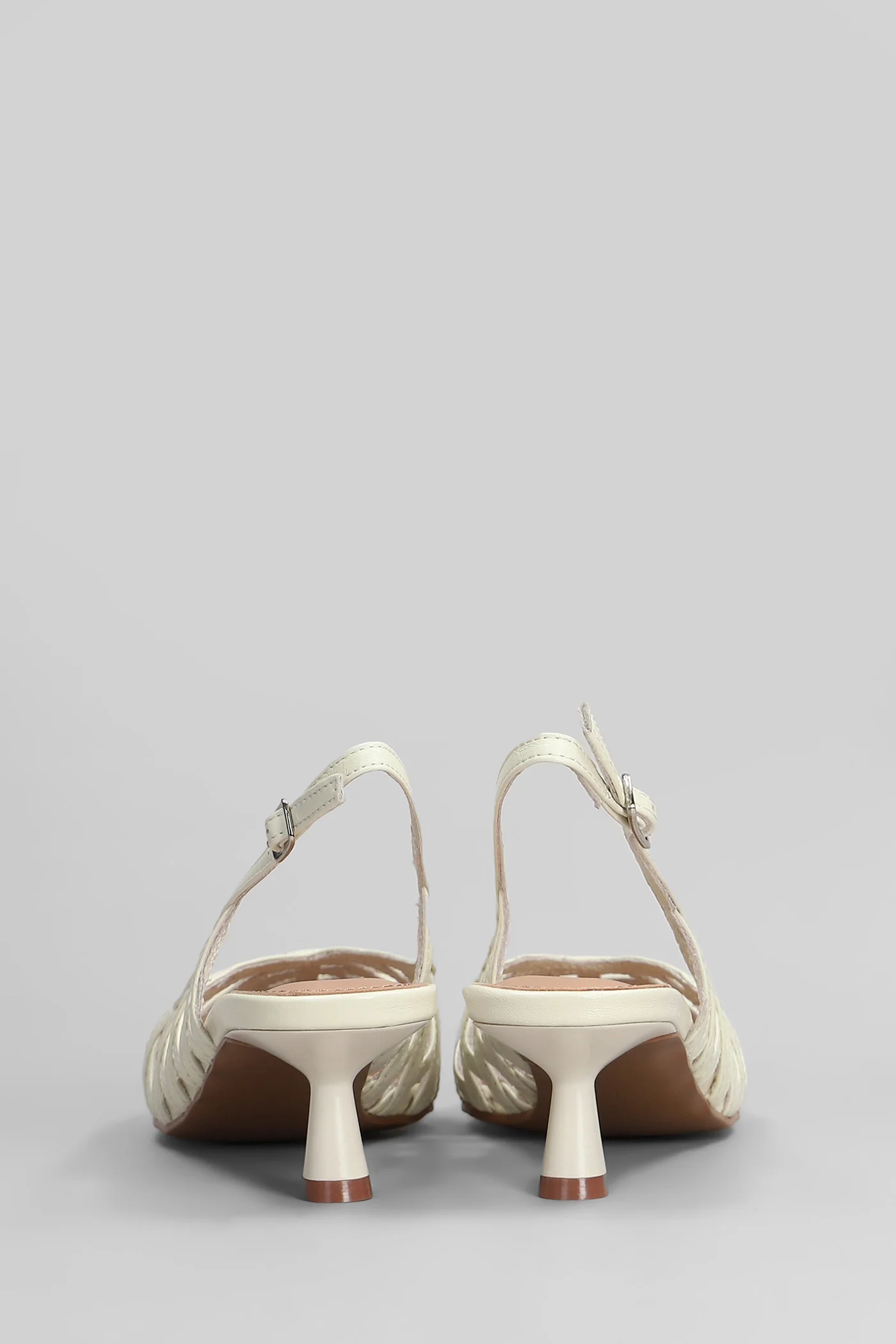 Liala 45 Pumps in white leather - Image 4