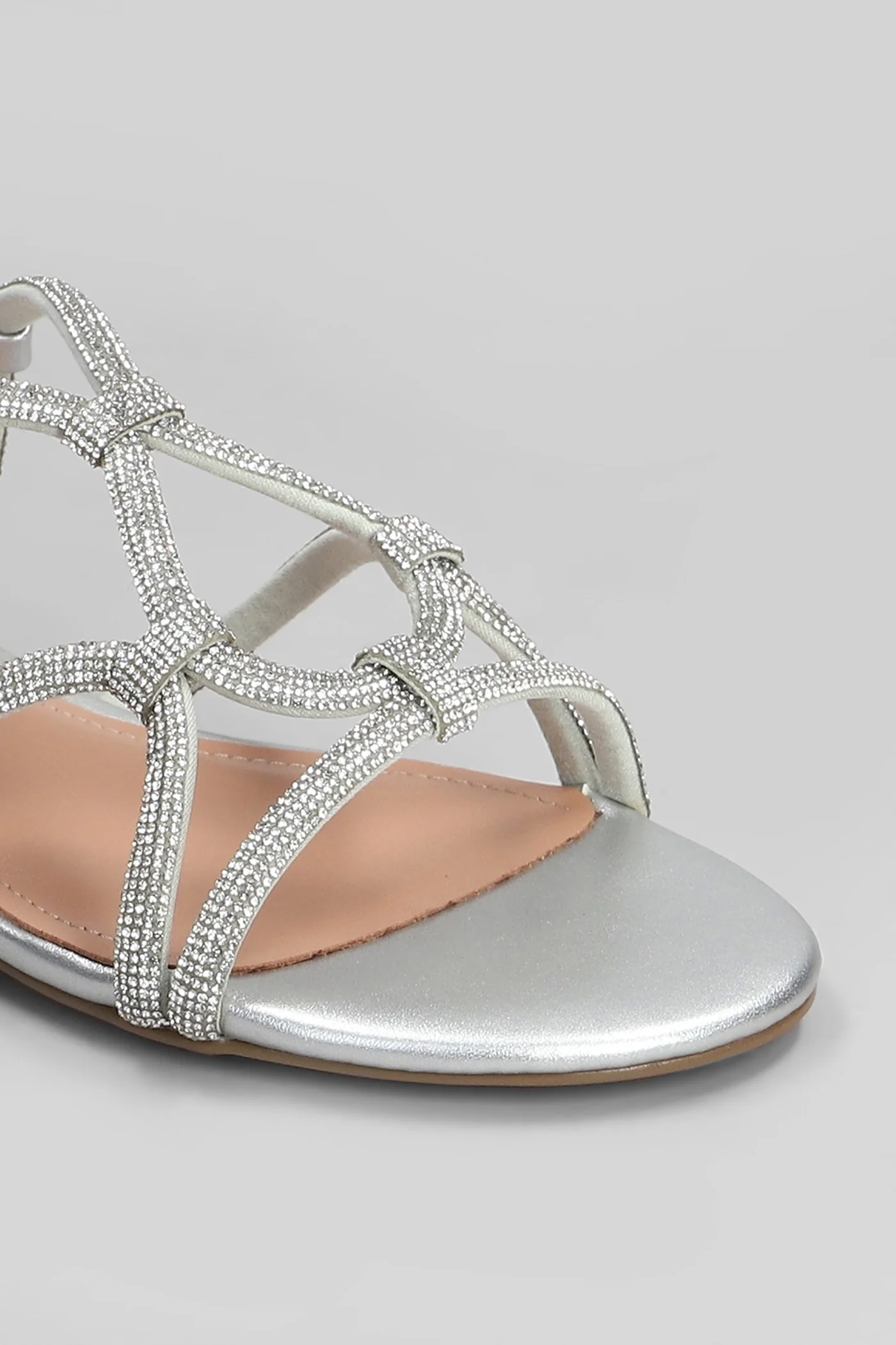 Liv Sandal Flats in silver leather - Image 5