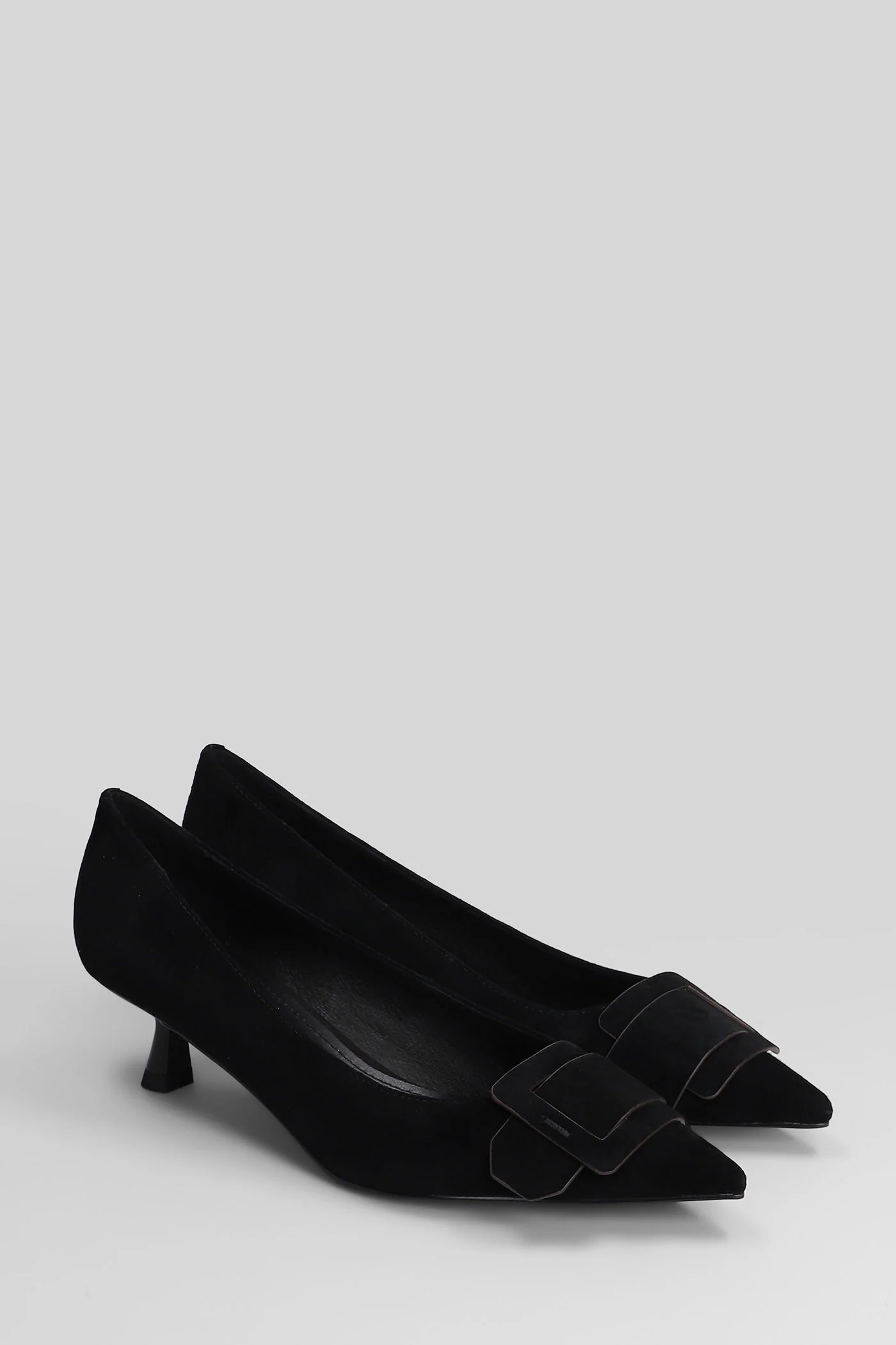 Pumps in black suede - Image 2