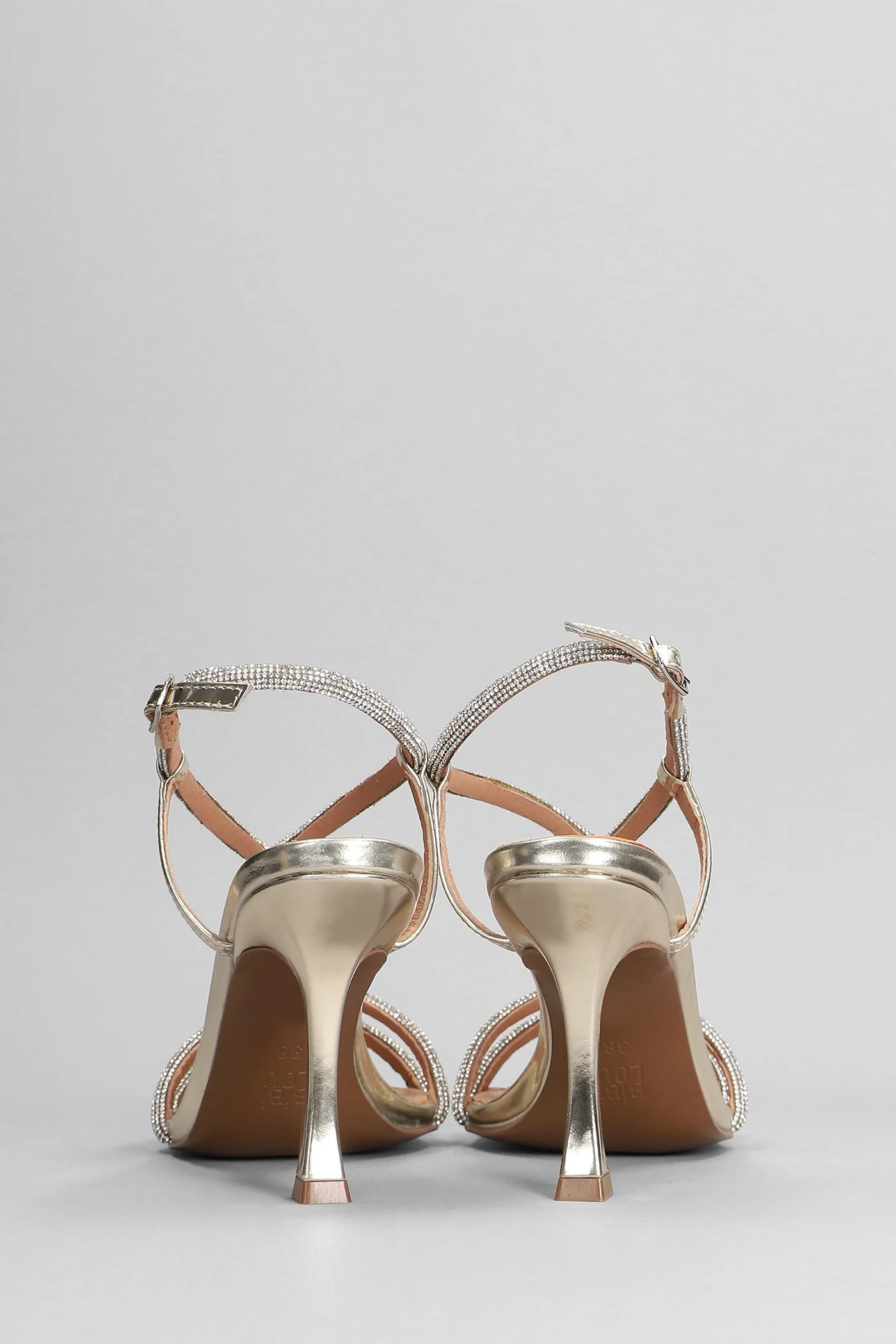 Wanda Sandals in gold leather - Image 4