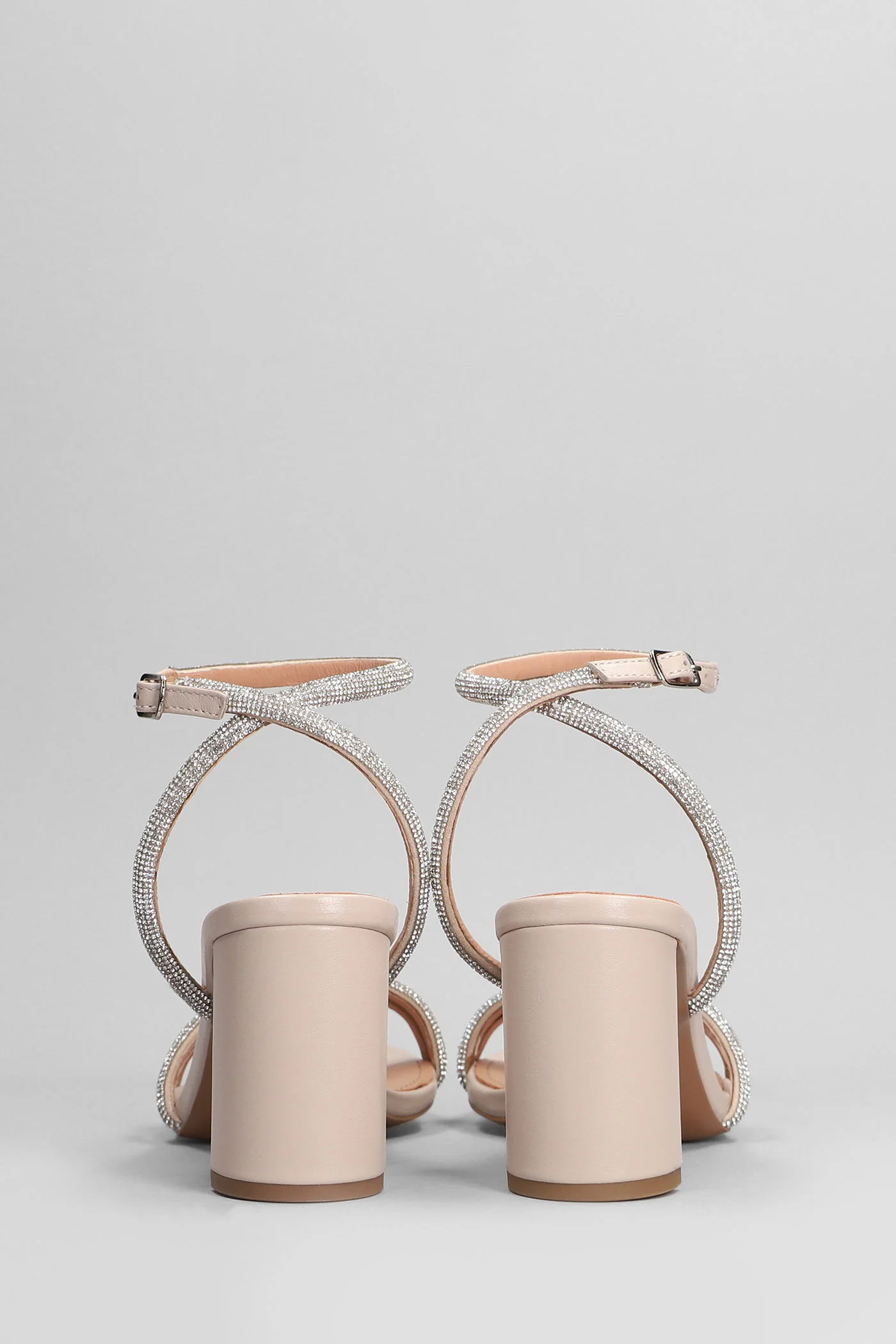 Zaria Sandals in powder leather - Image 4