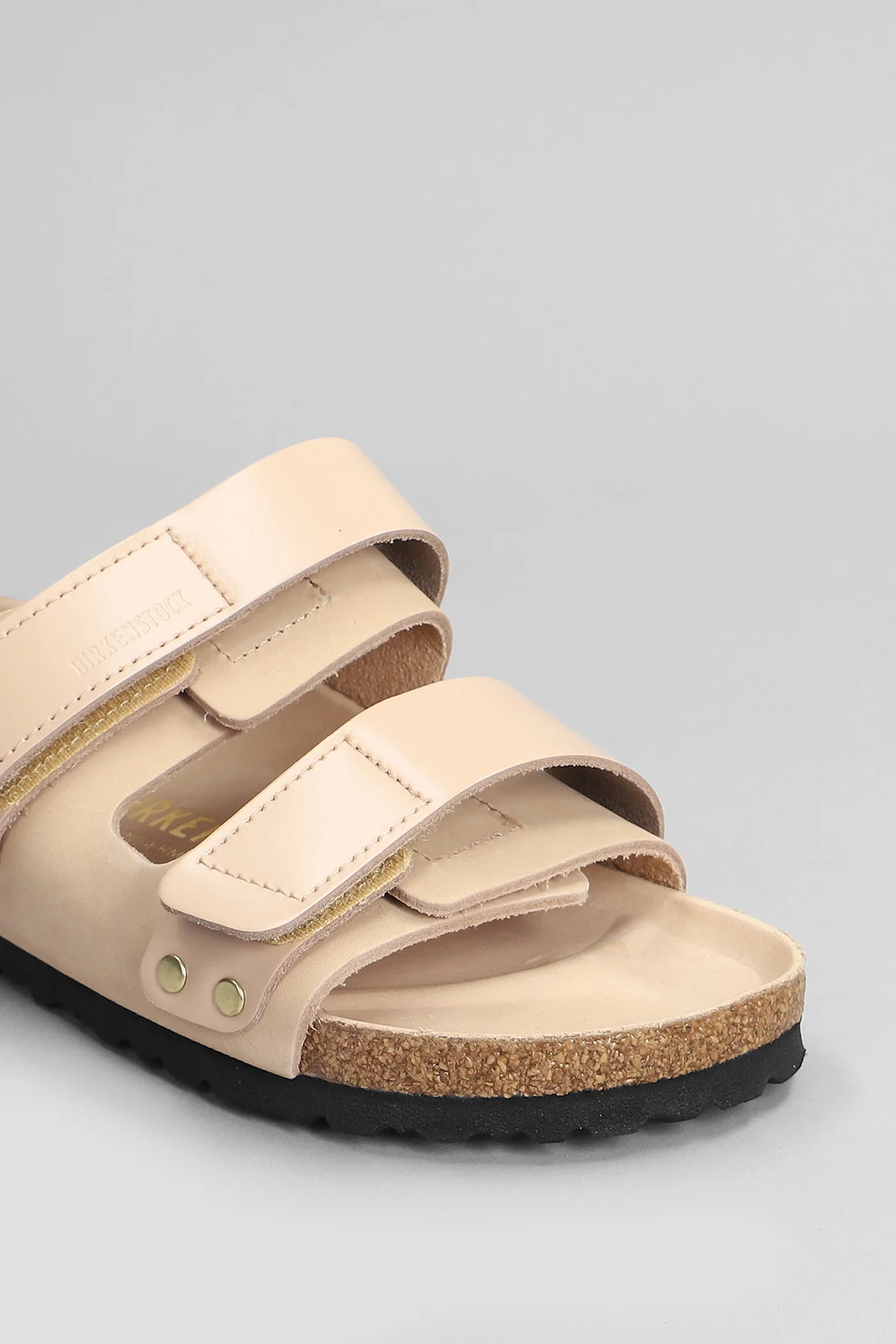 Uji New Flats in powder leather - Image 5
