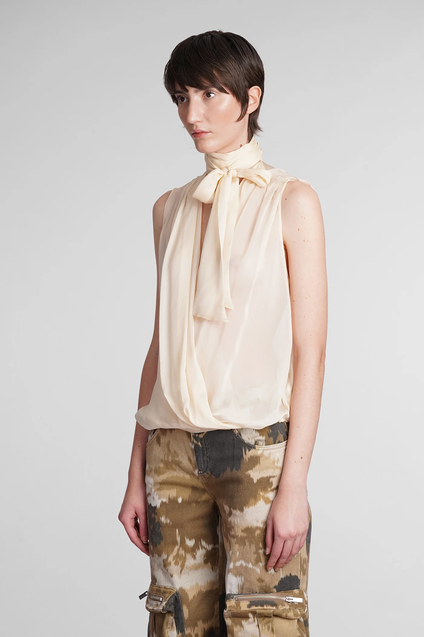Topwear in beige silk - Image 4