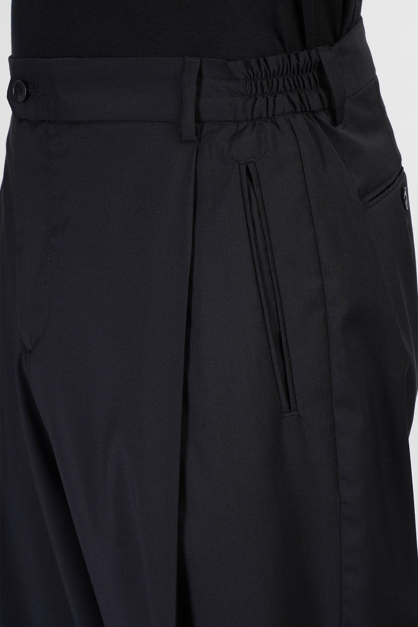 Manhattans Pants in black wool - Image 5