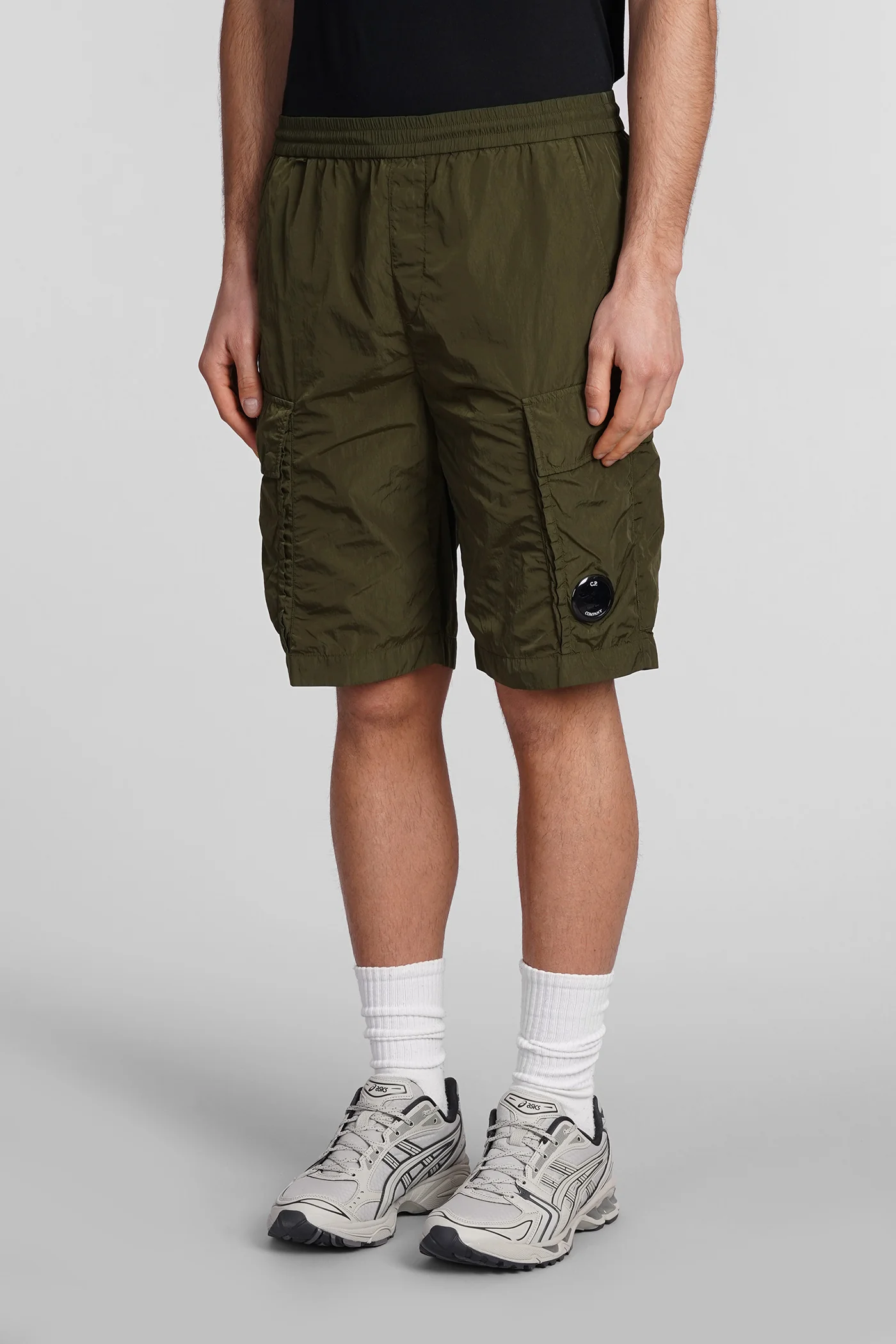 Chrome r Shorts in green polyamide - Image 4