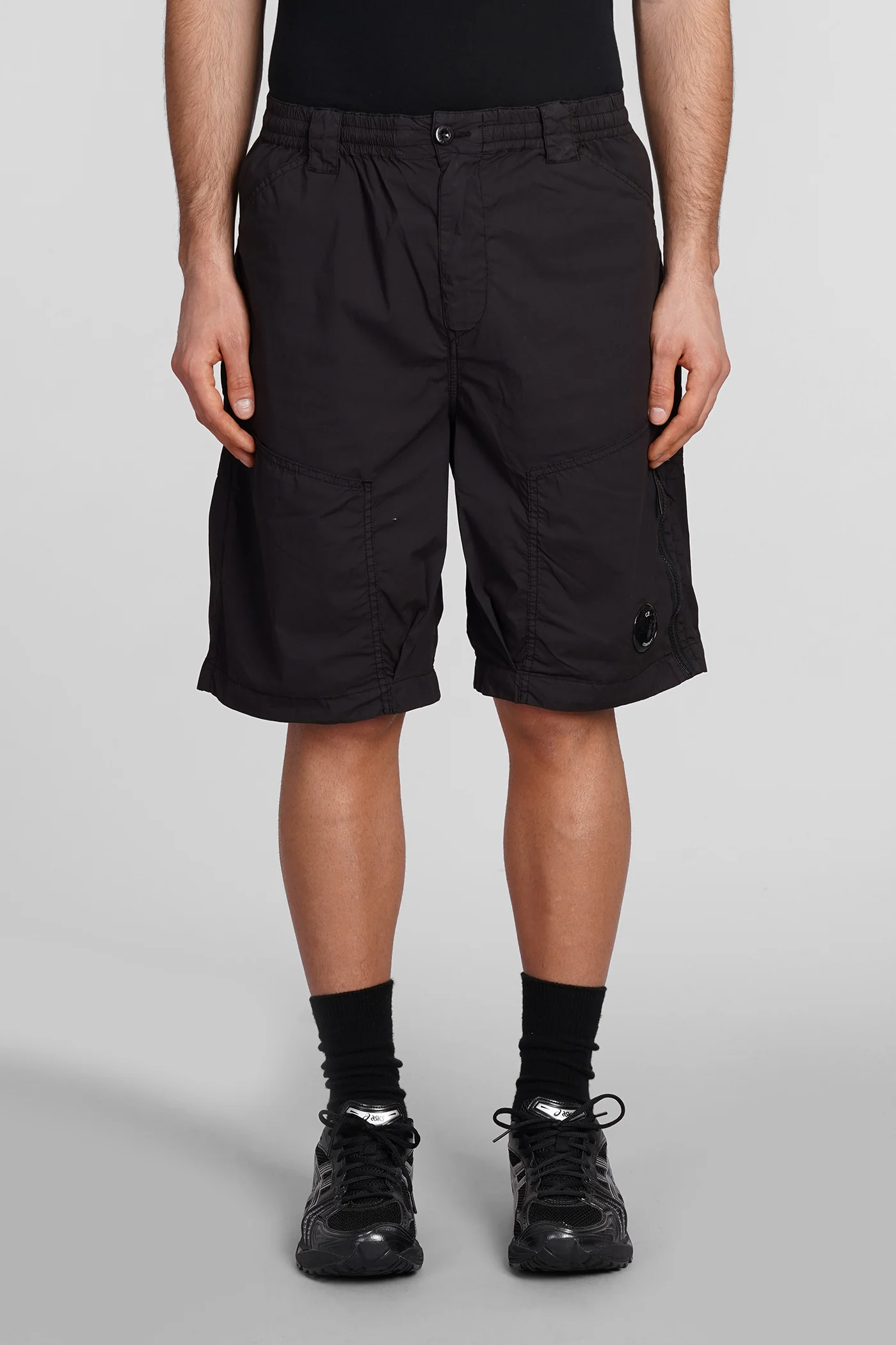 Shorts in black cotton