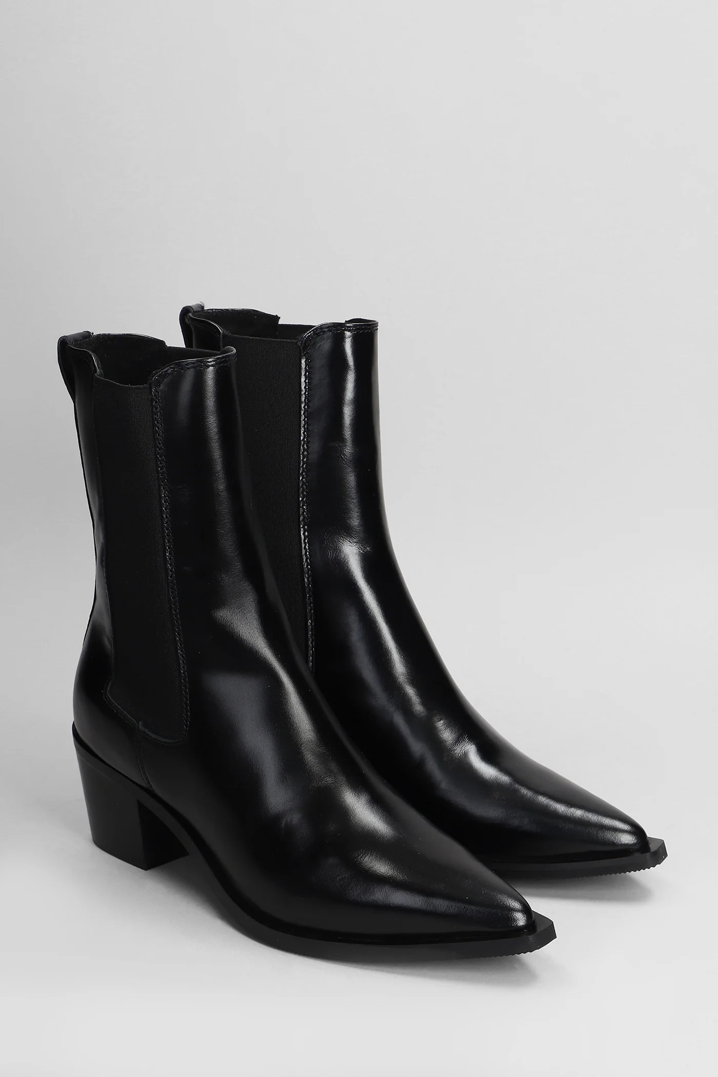 High heels Ankle boots in black leather - Image 2
