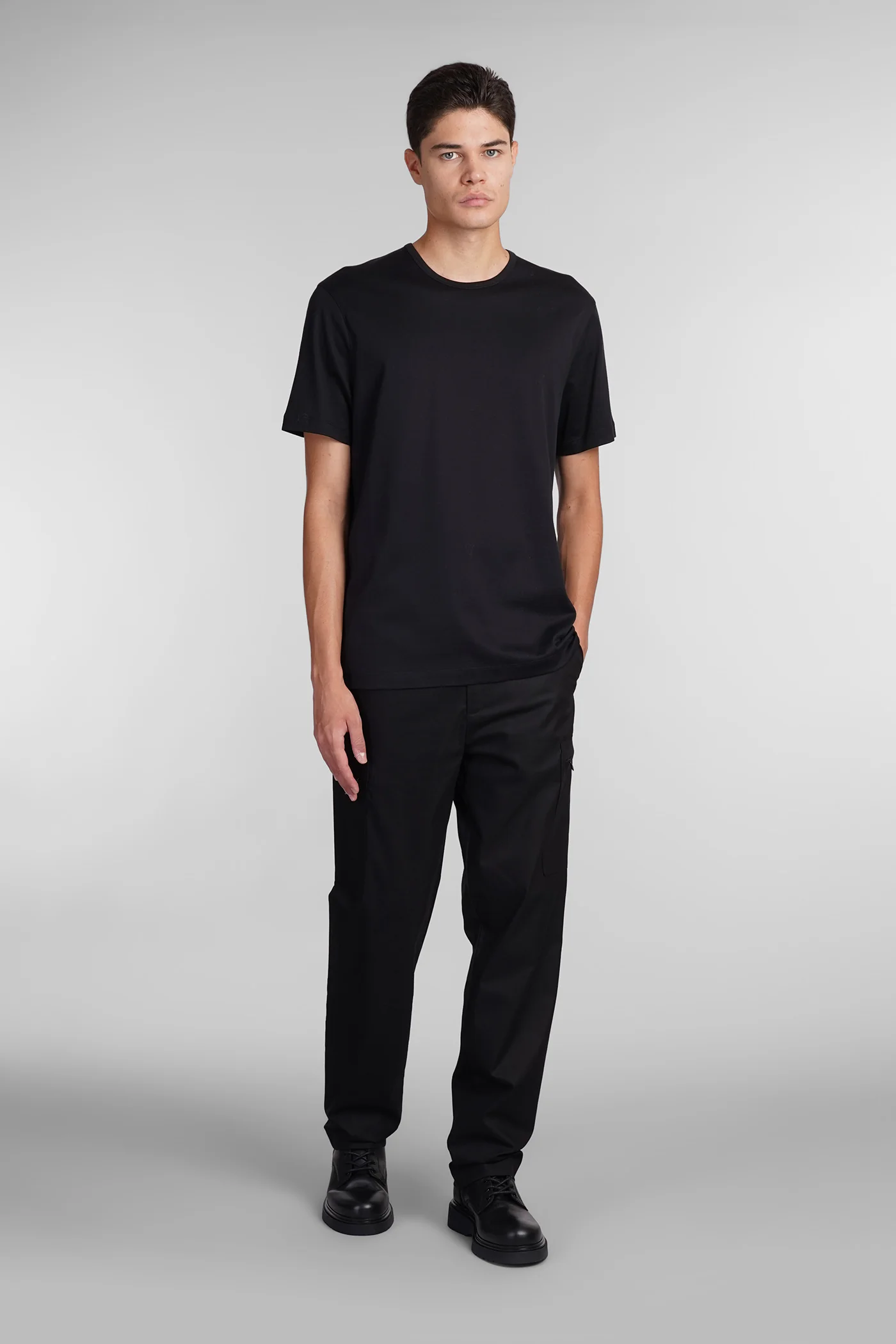 T-Shirt in black cotton - Image 2