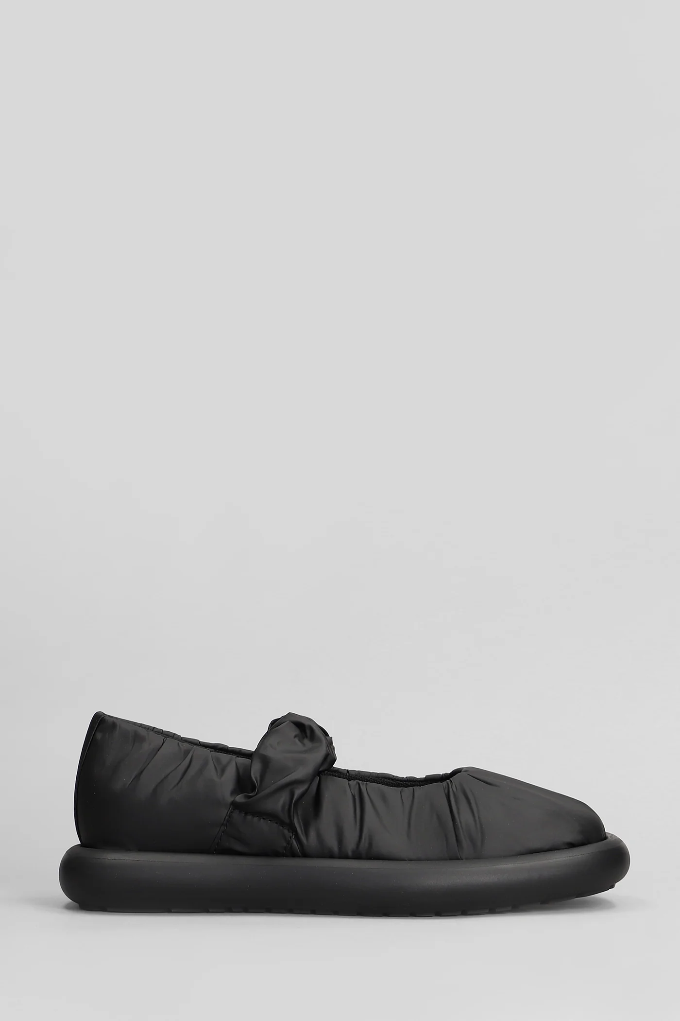 Onda Ballet flats in black nylon