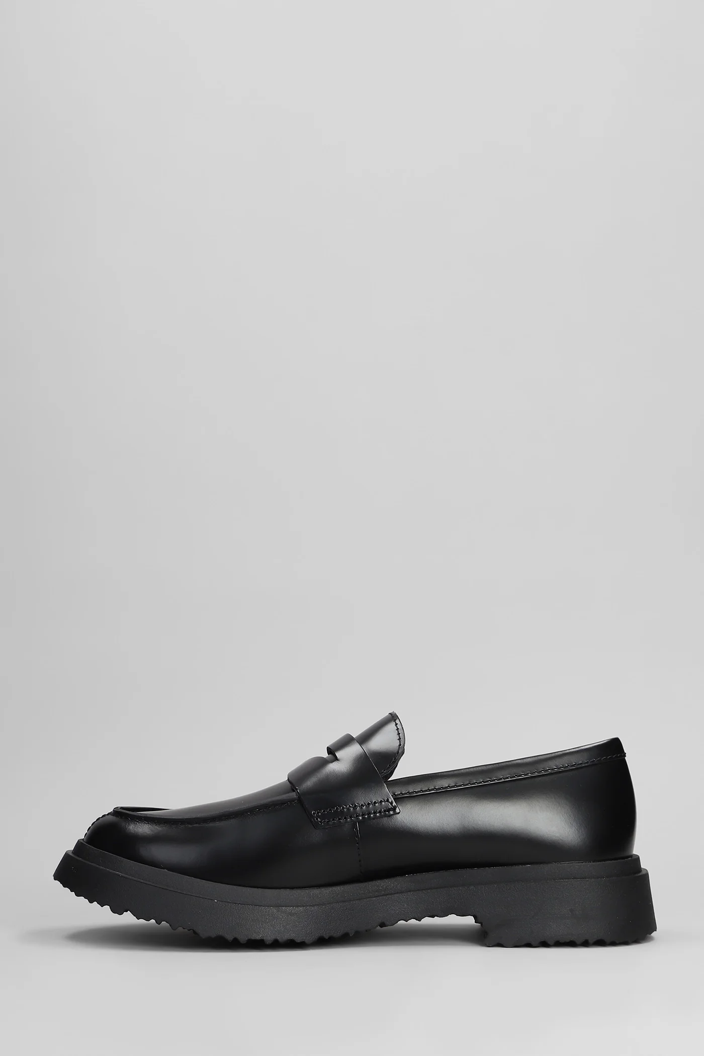 Walden Loafers in black leather - Image 3