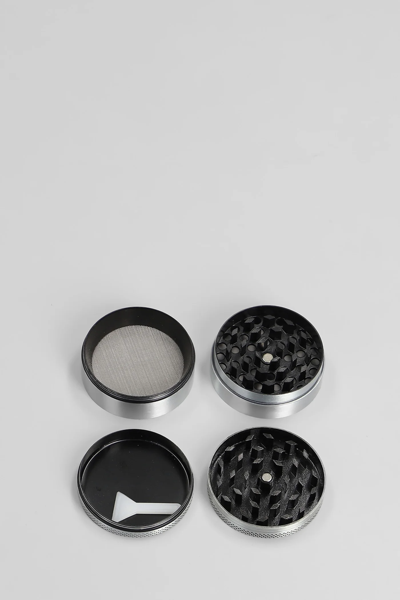 Jazzy Grinder  in silver PVC - Image 3