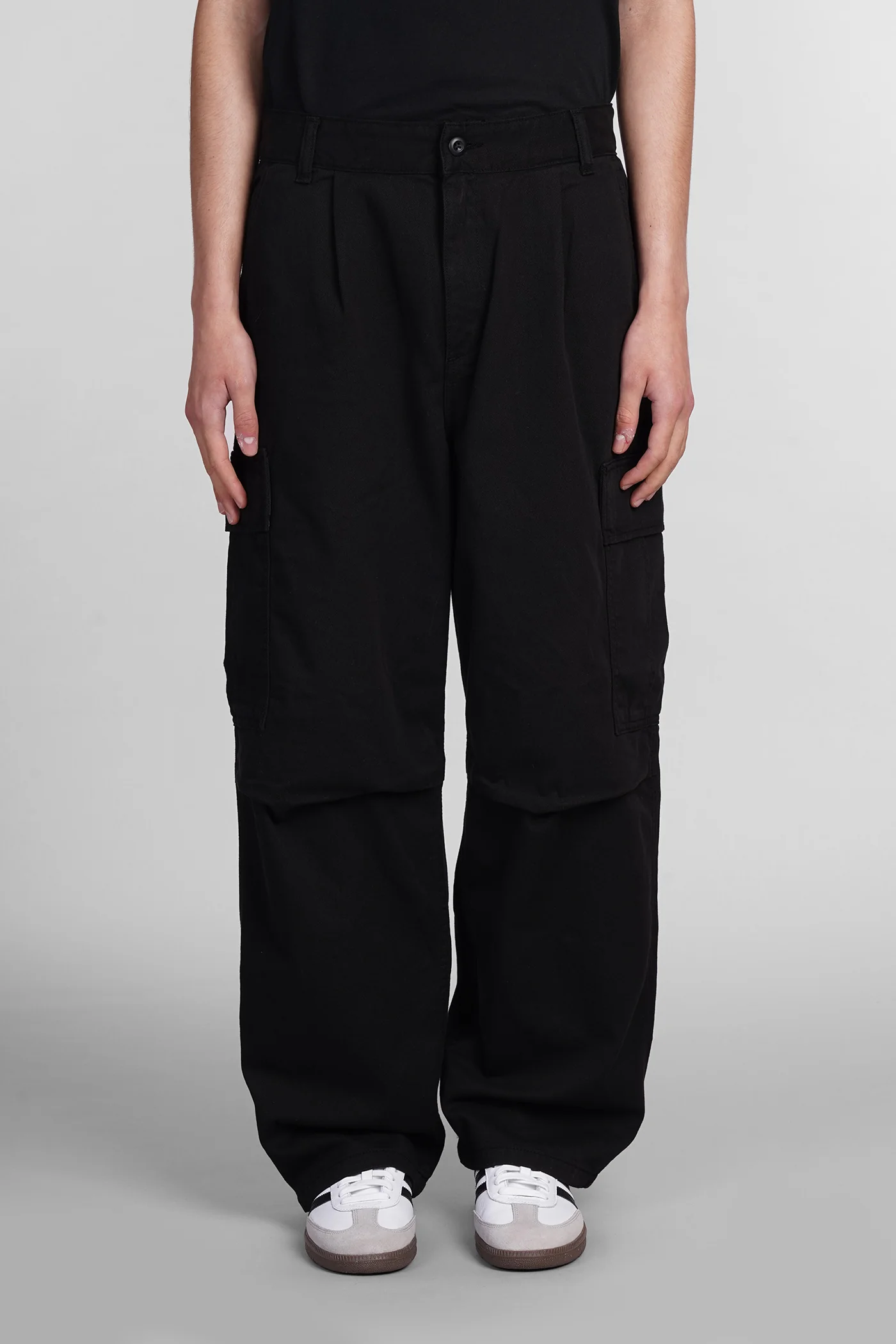 Pants in black cotton