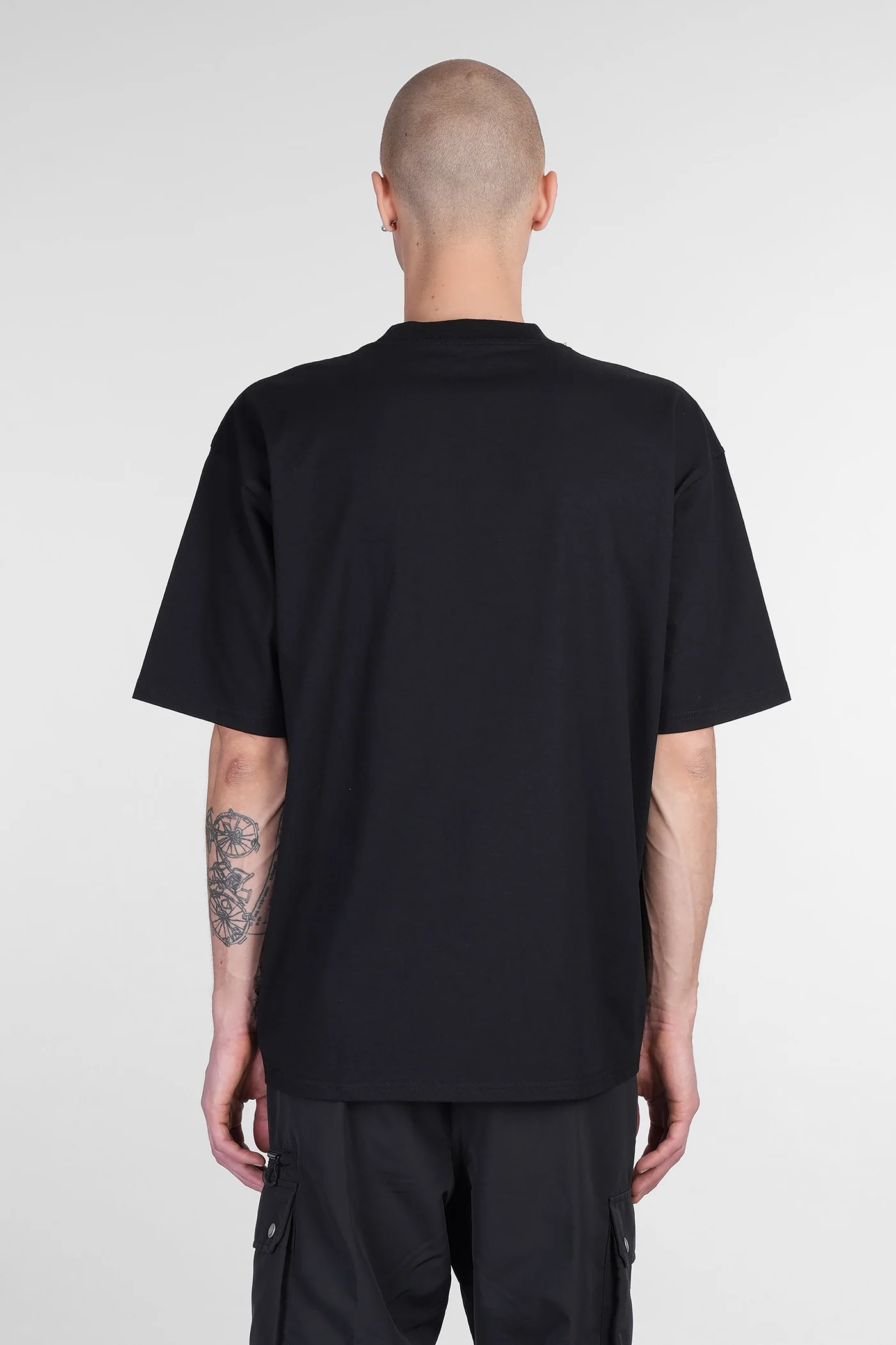 S-S Eldon Pocket T-Shirt in black cotton - Image 3