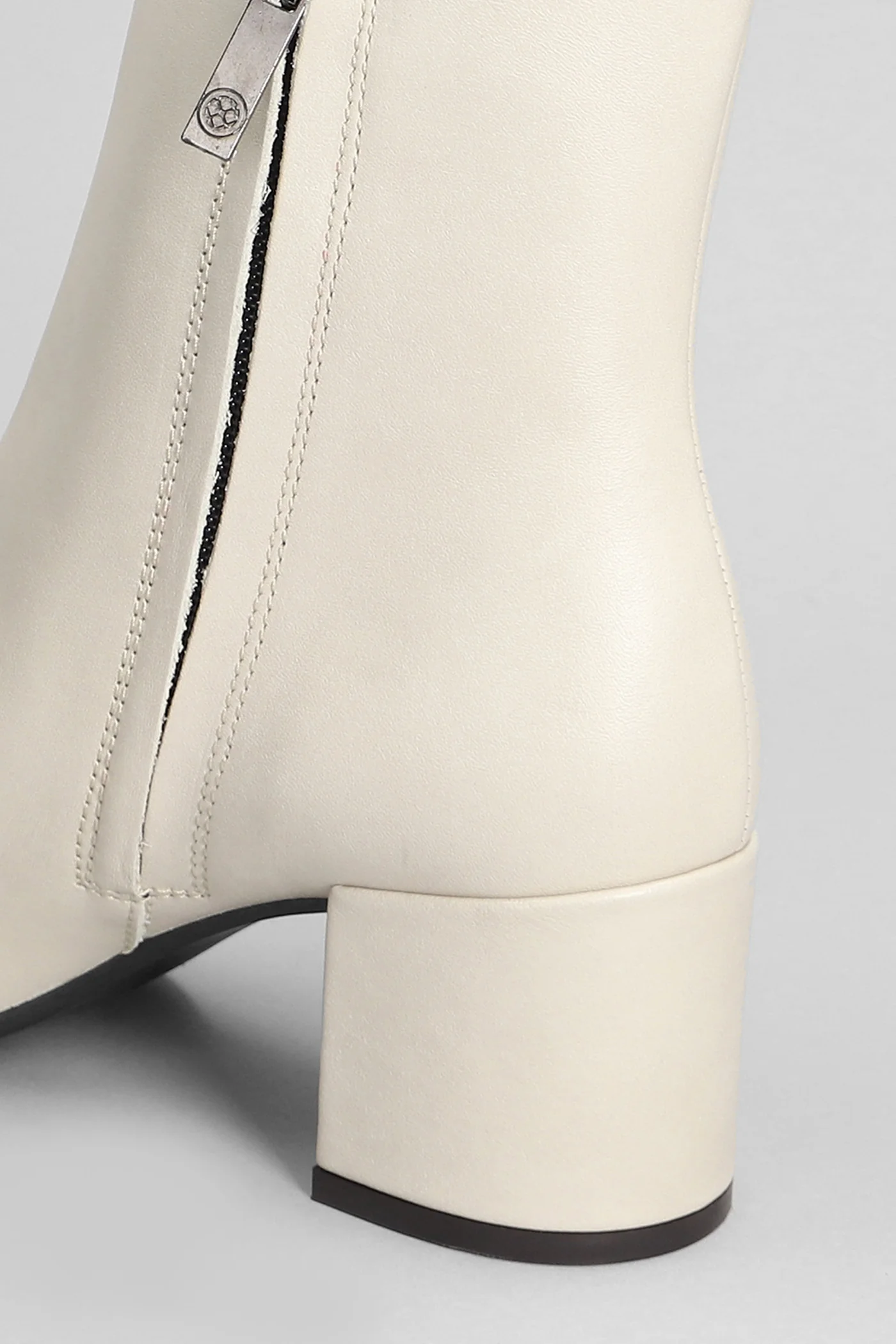 Amber Daily High heels Ankle boots in beige leather - Image 5