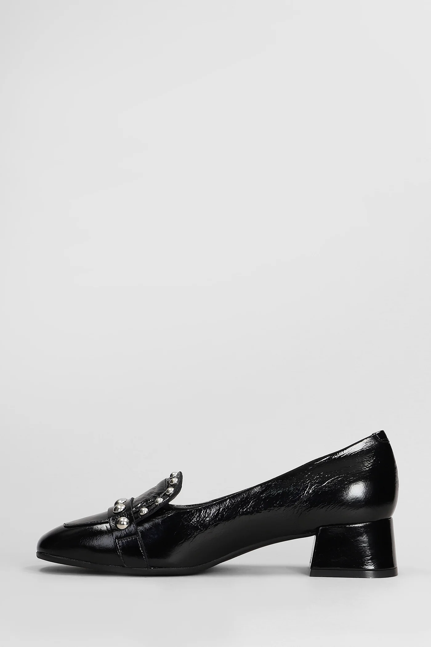 Rose Stud Pumps in black patent leather - Image 3