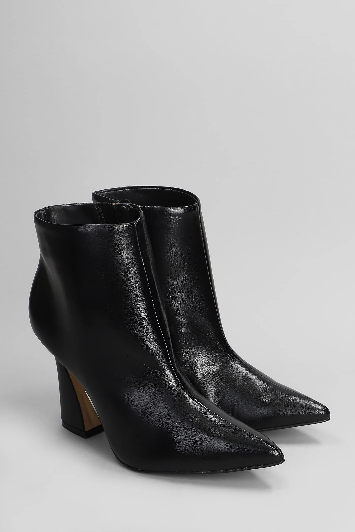 High heels Ankle boots in black leather - Image 2