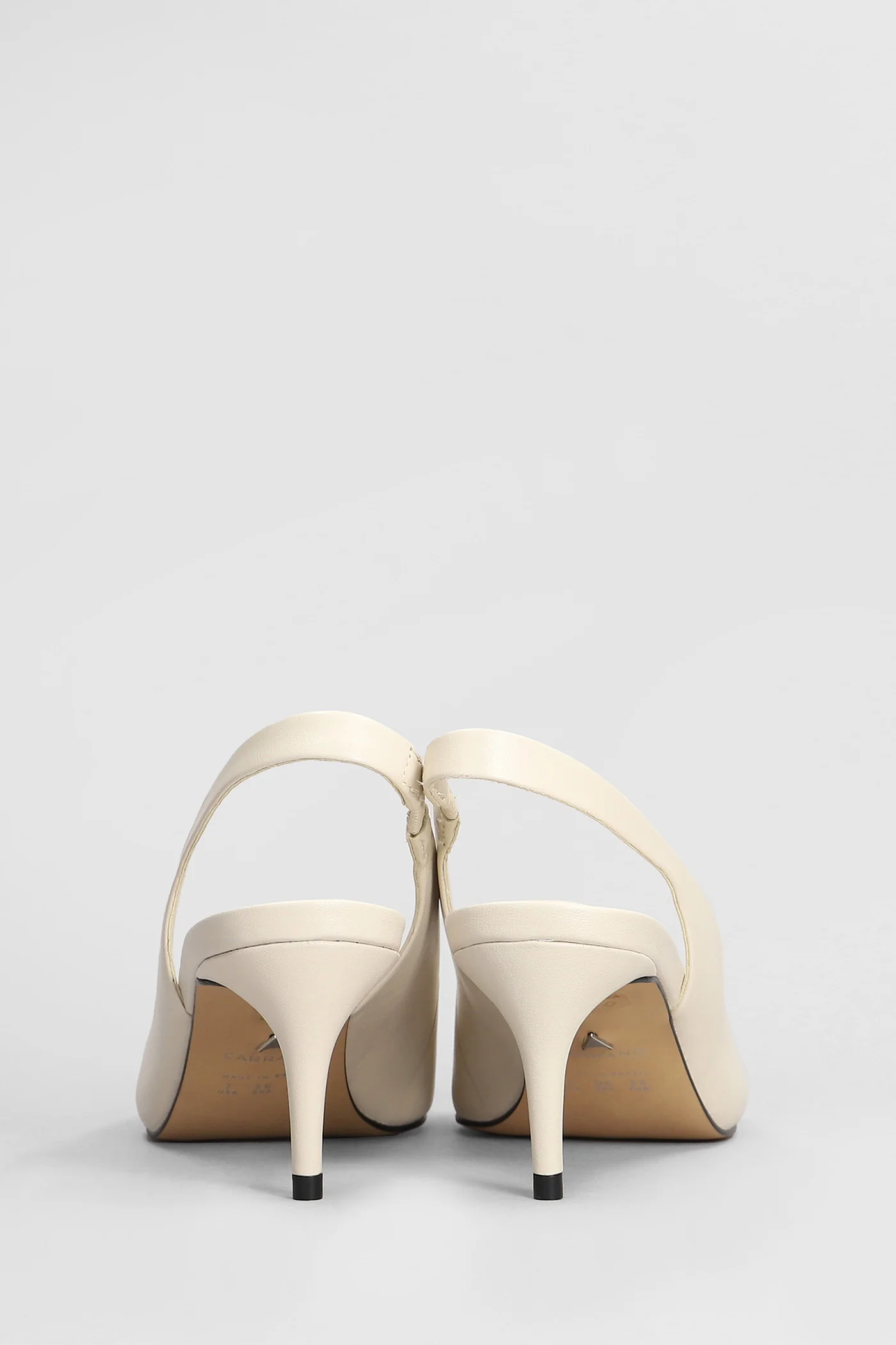 Pumps in beige leather - Image 4
