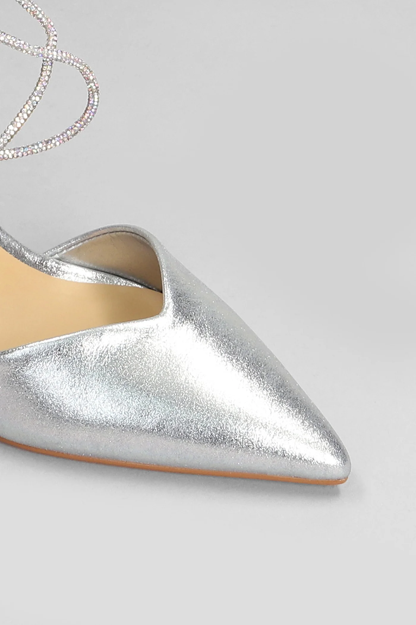 Pumps in silver leather - Image 4