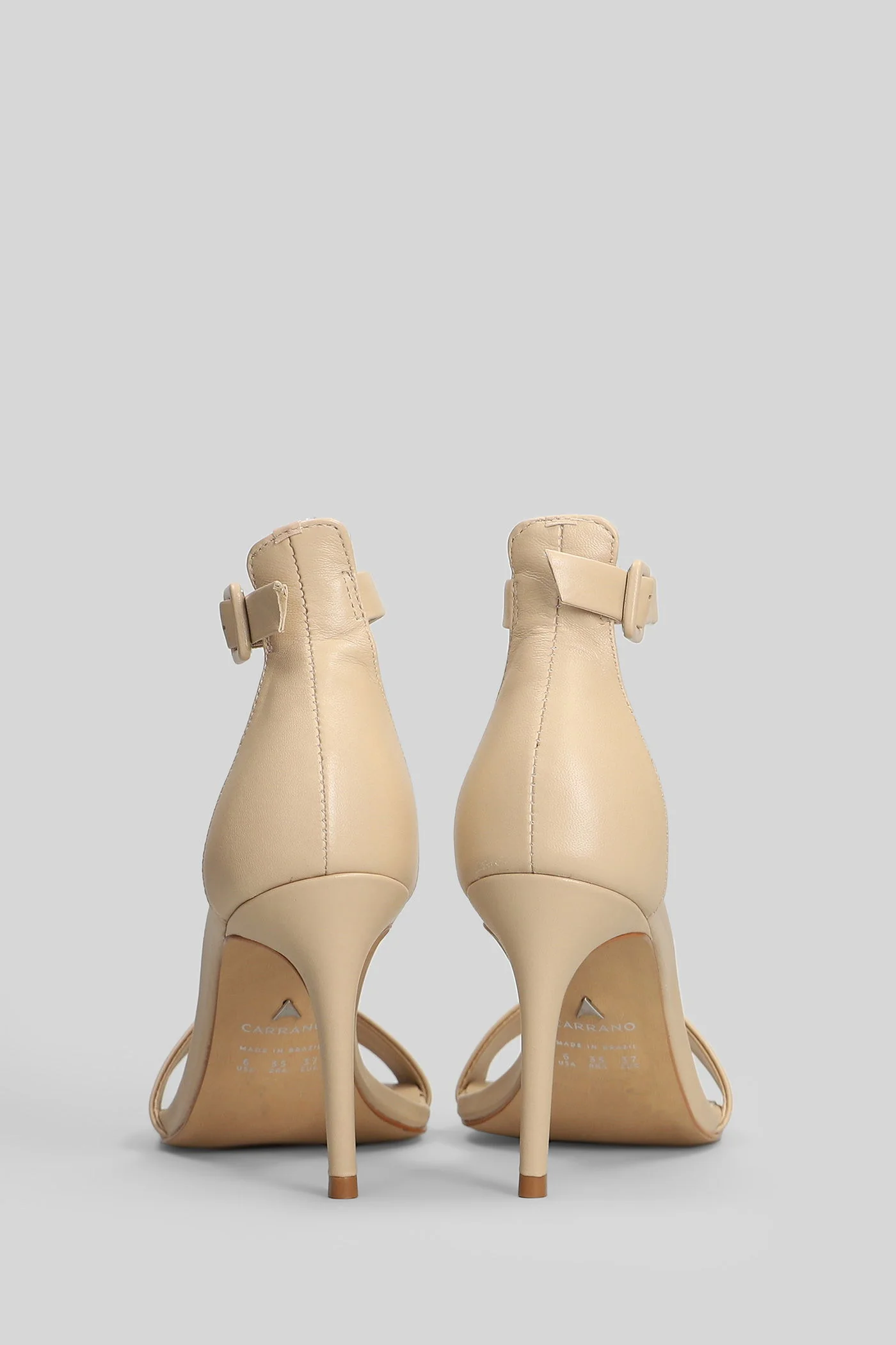 Sandals in beige leather - Image 4