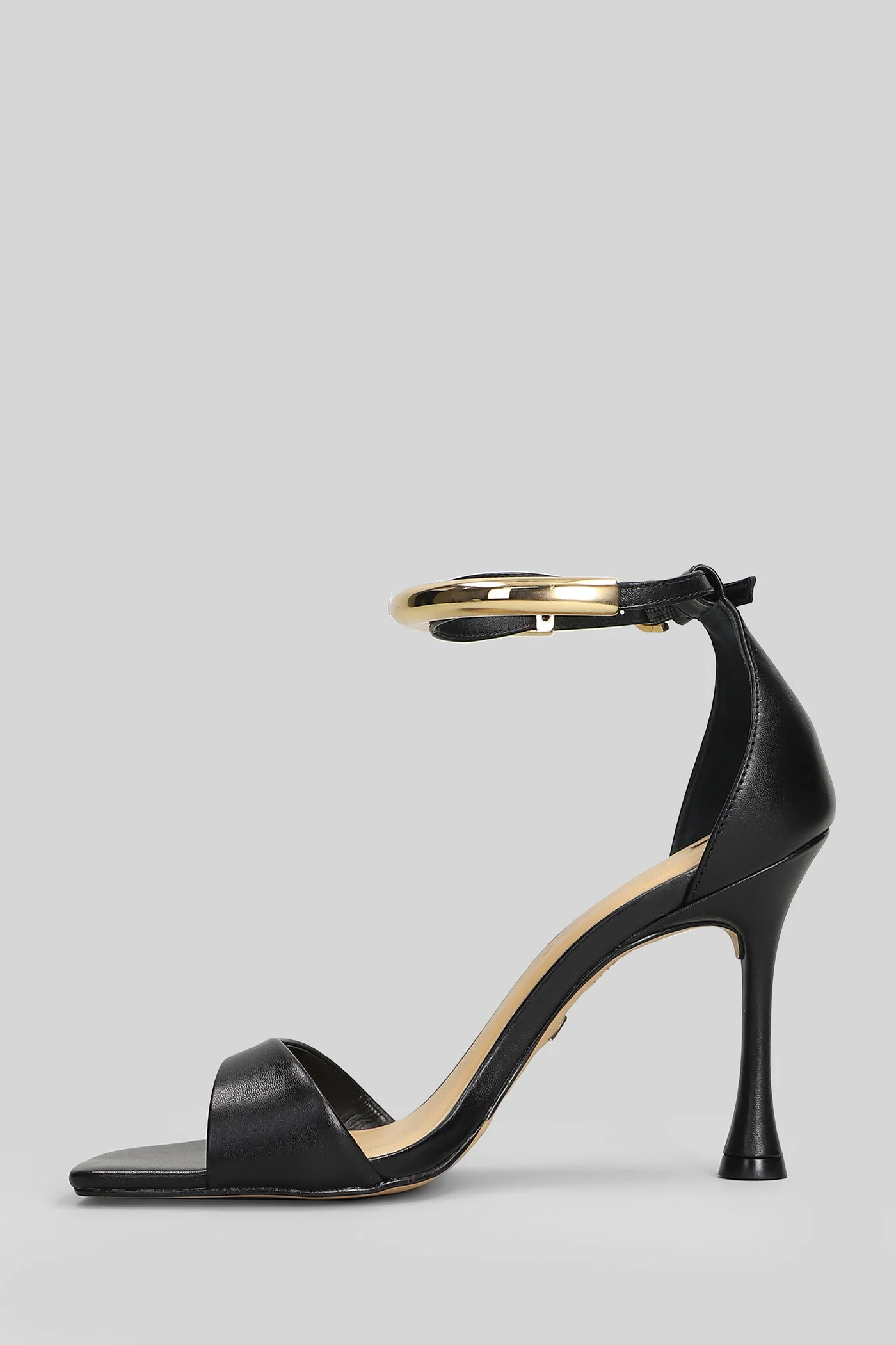 Sandals in black leather - Image 18