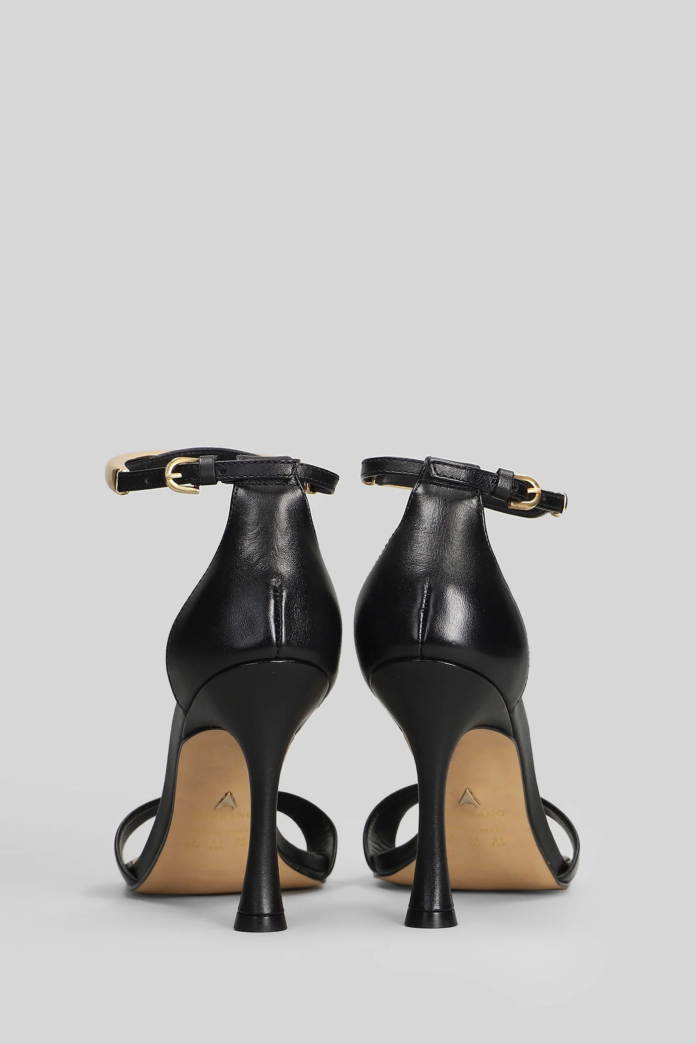 Sandals in black leather - Image 34