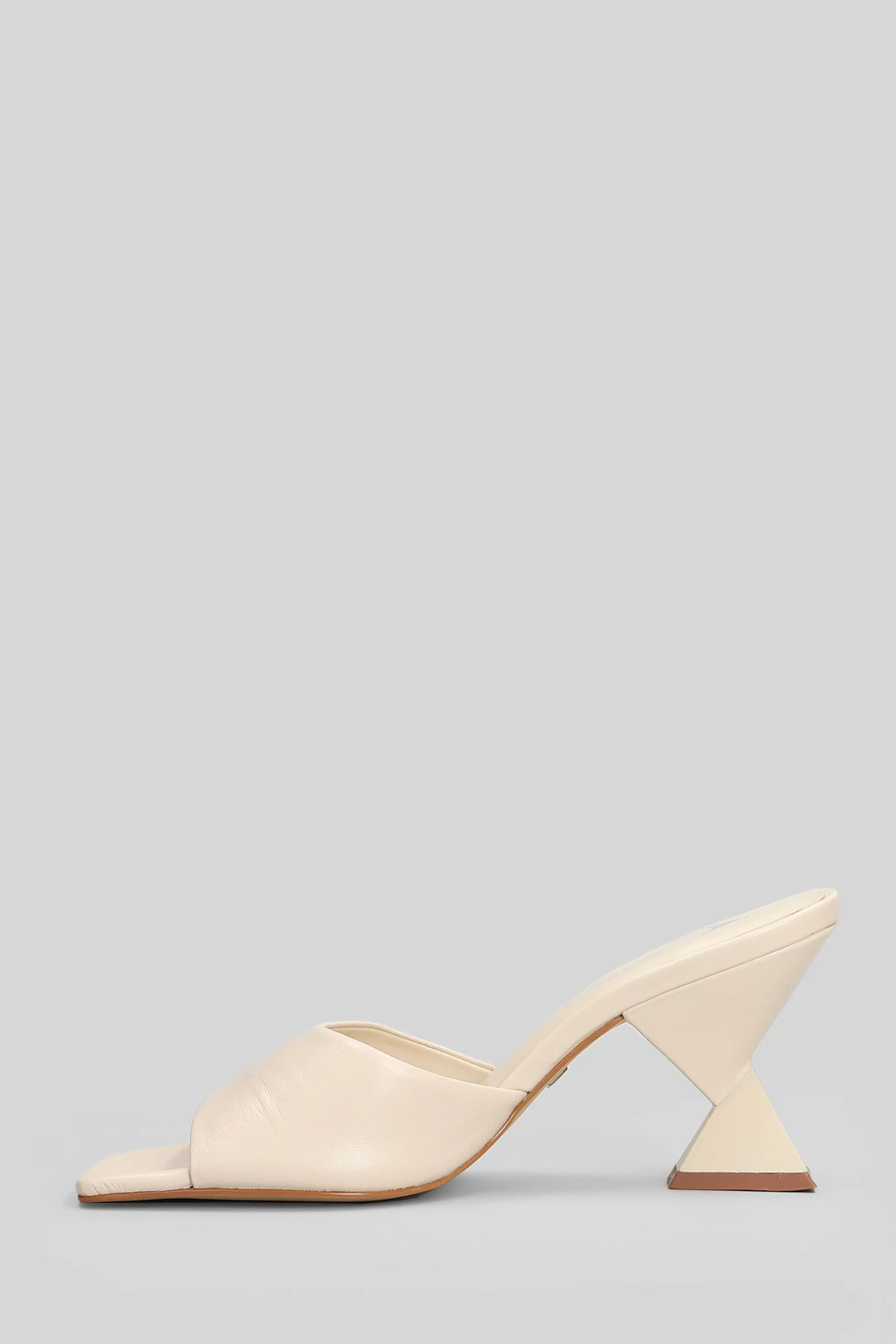 Slipper-Mule in beige leather - Image 3