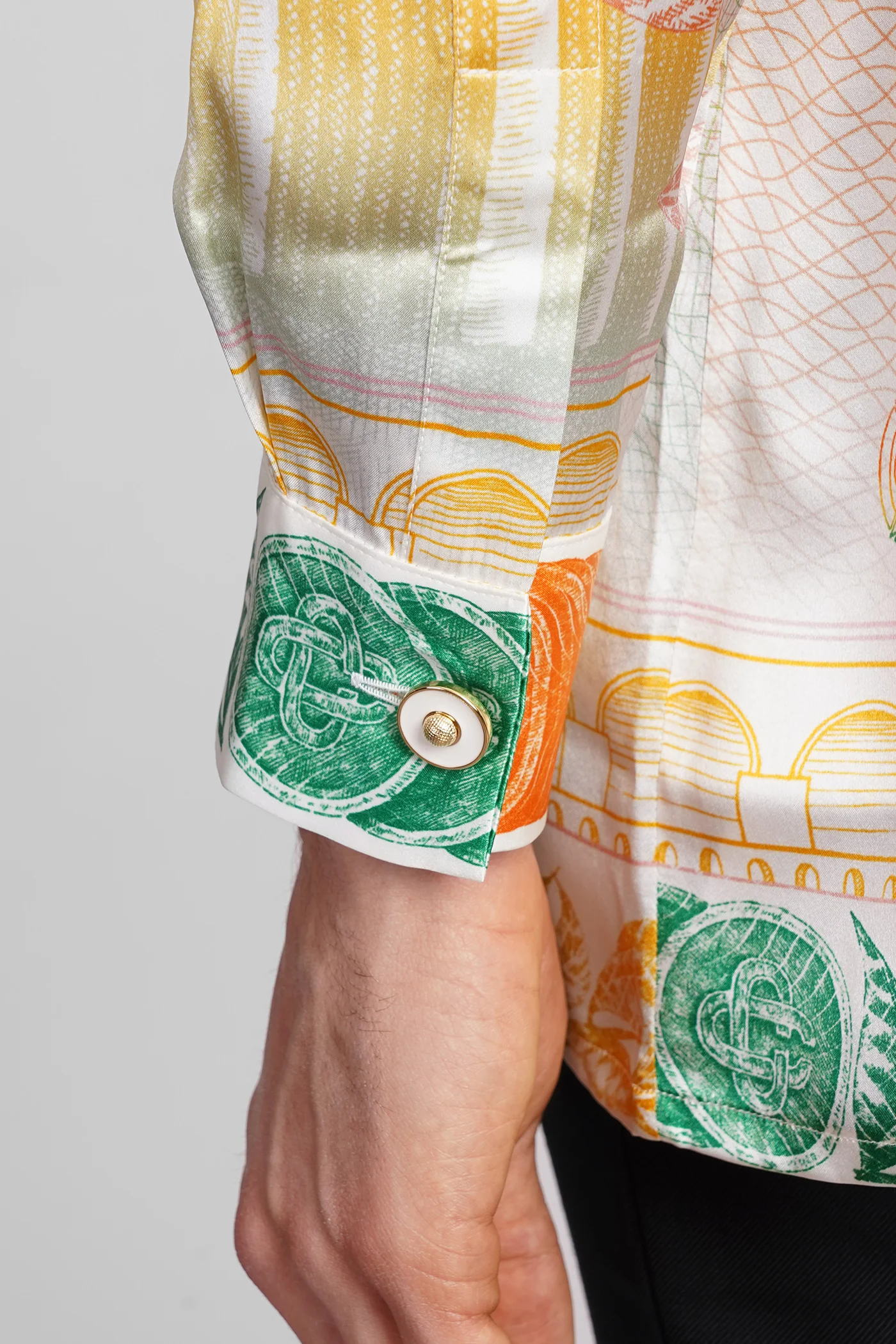 Shirt in beige silk - Image 5