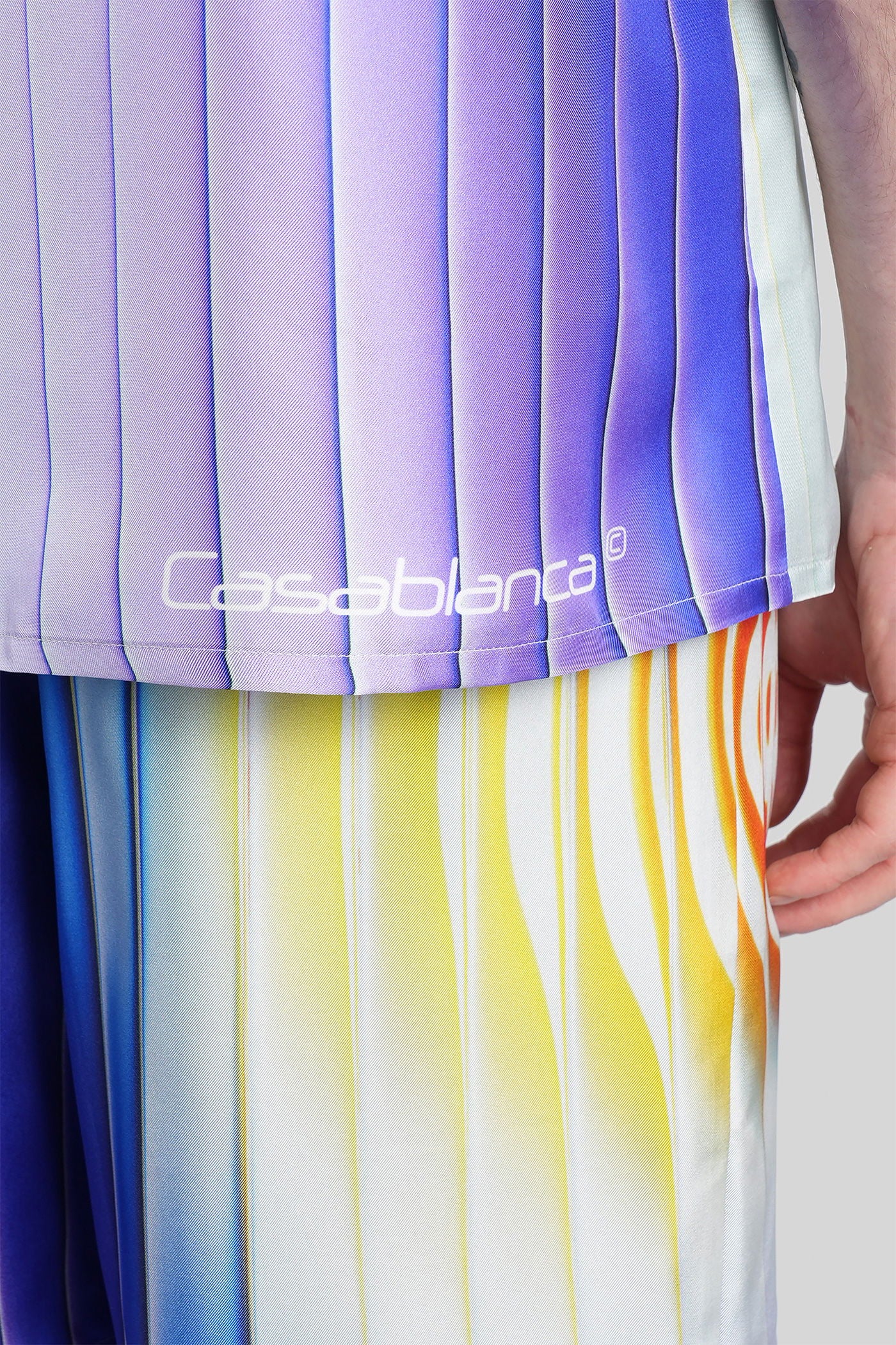 Shirt in blue silk - Image 10