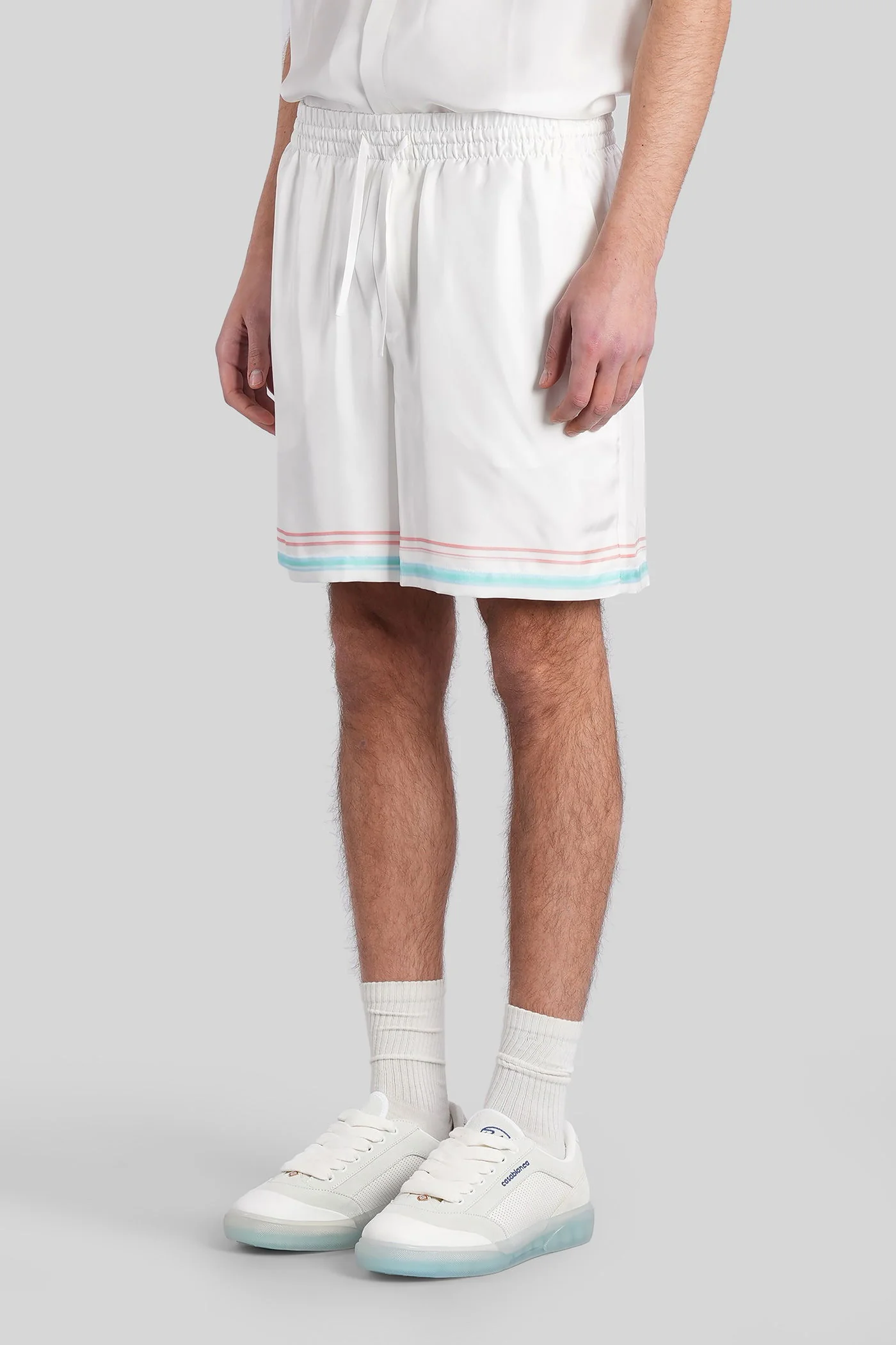 Shorts in white silk - Image 4