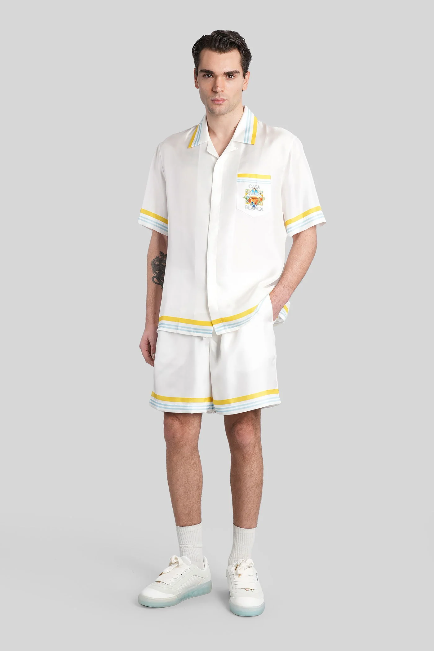 Shorts in white silk - Image 2