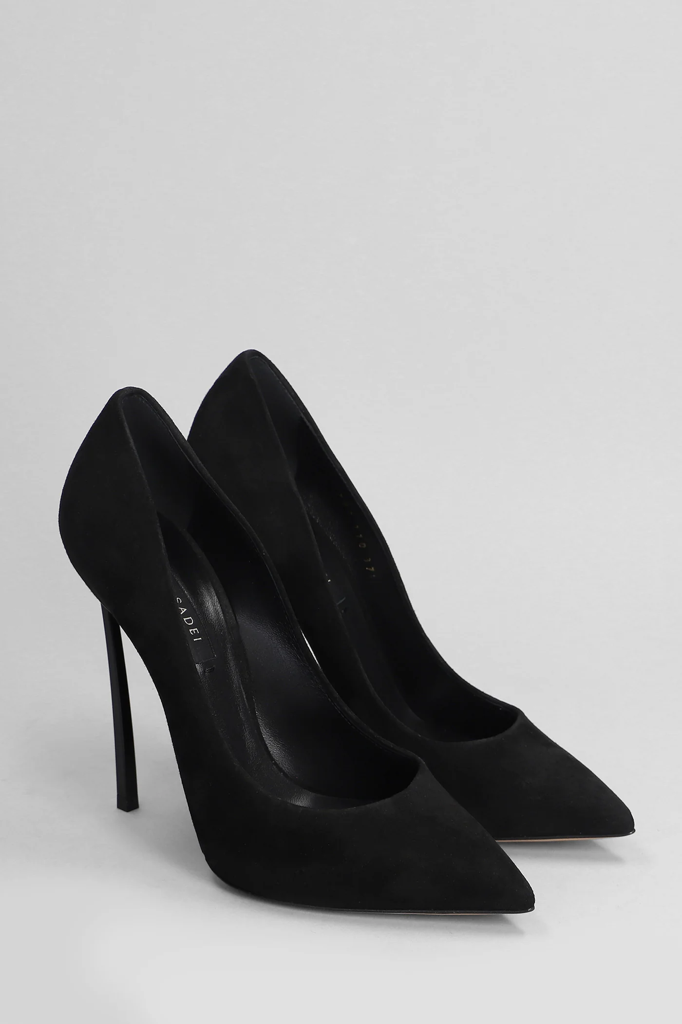 Blade Pumps in black suede - Image 2