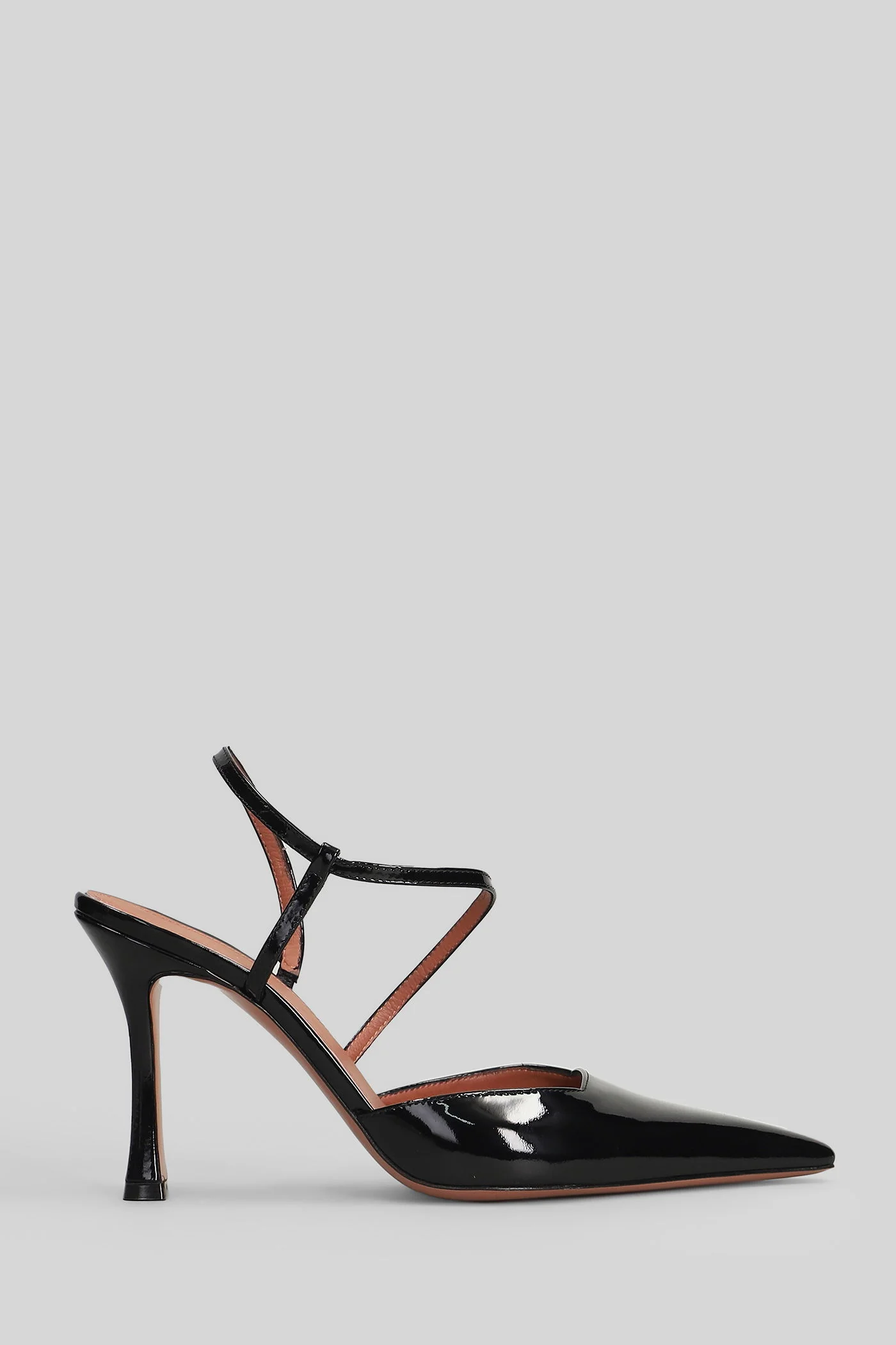 Delphi 100 Pumps in black patent leather