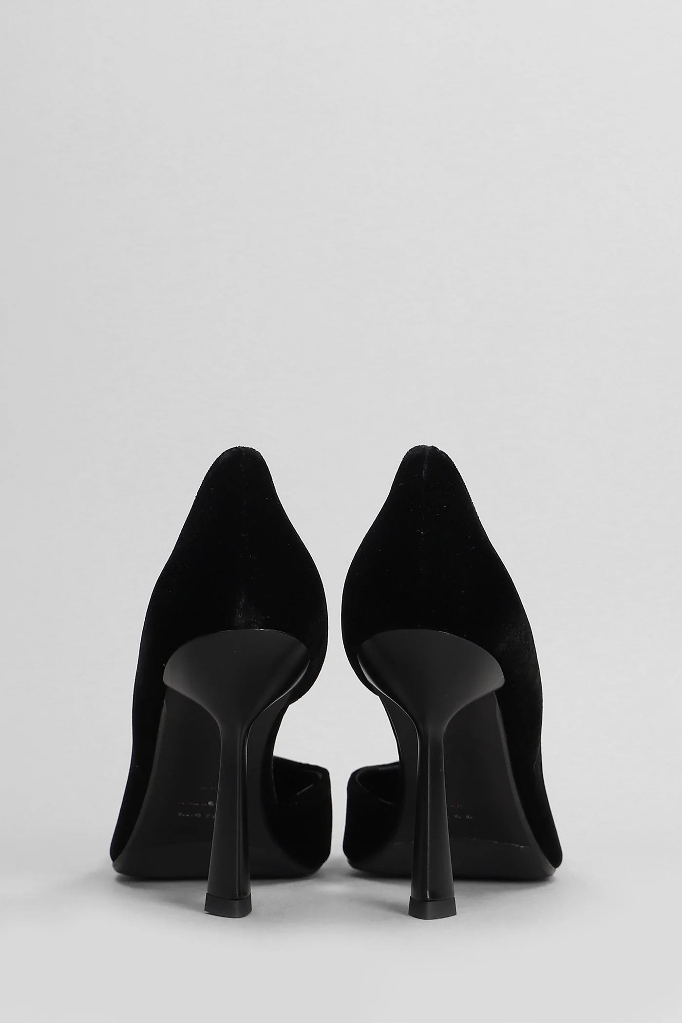 Pumps in black velvet - Image 4