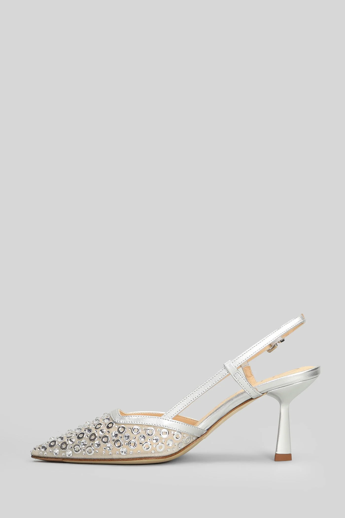 Pumps in silver leather and fabric - Image 3