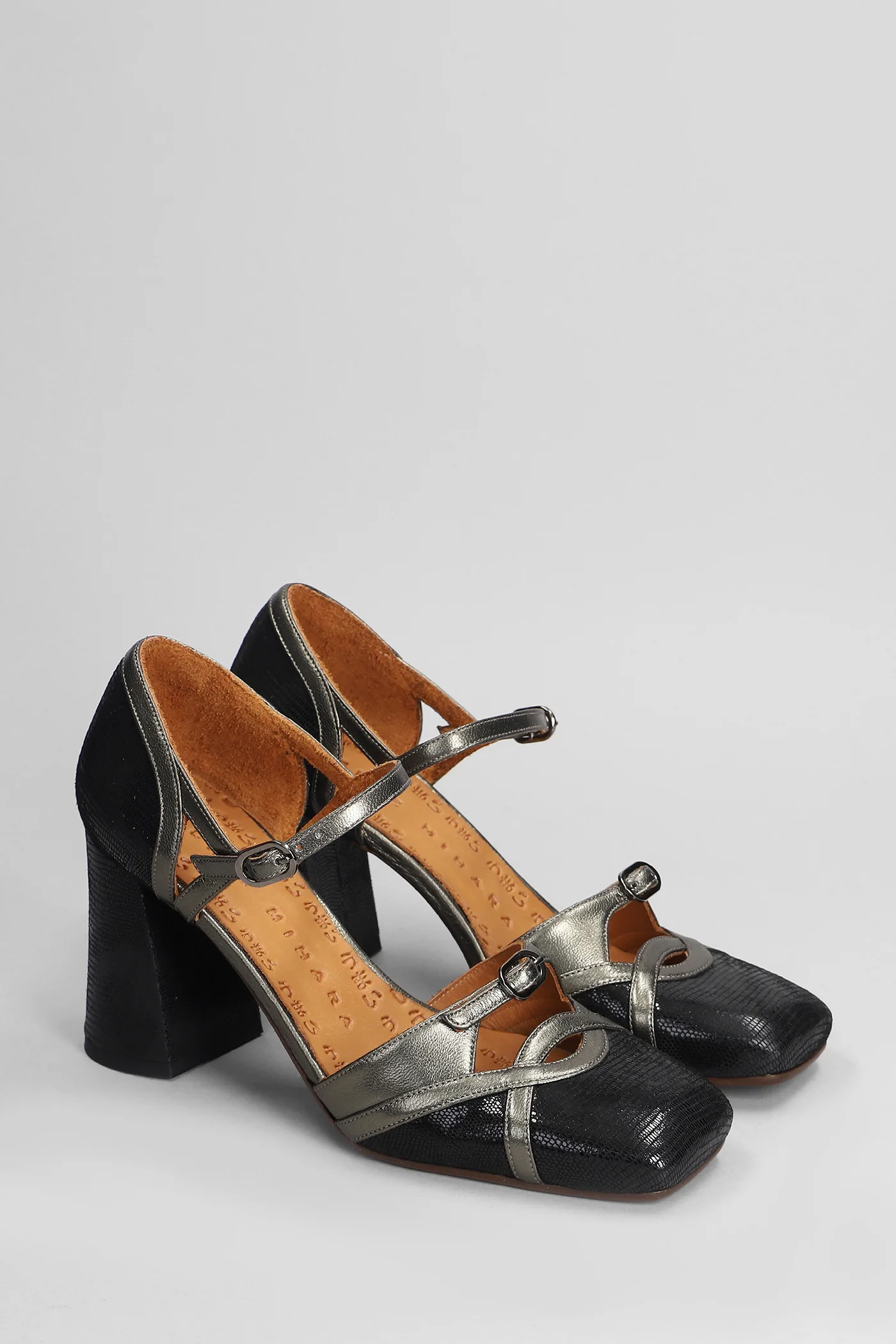 Obindi Pumps in black leather - Image 2