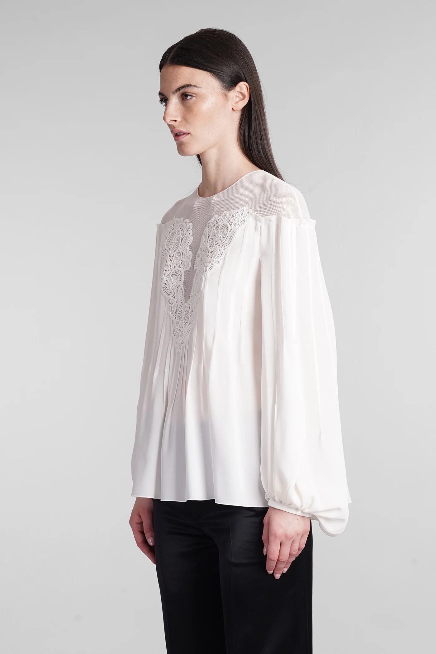 Blouse in white silk - Image 4