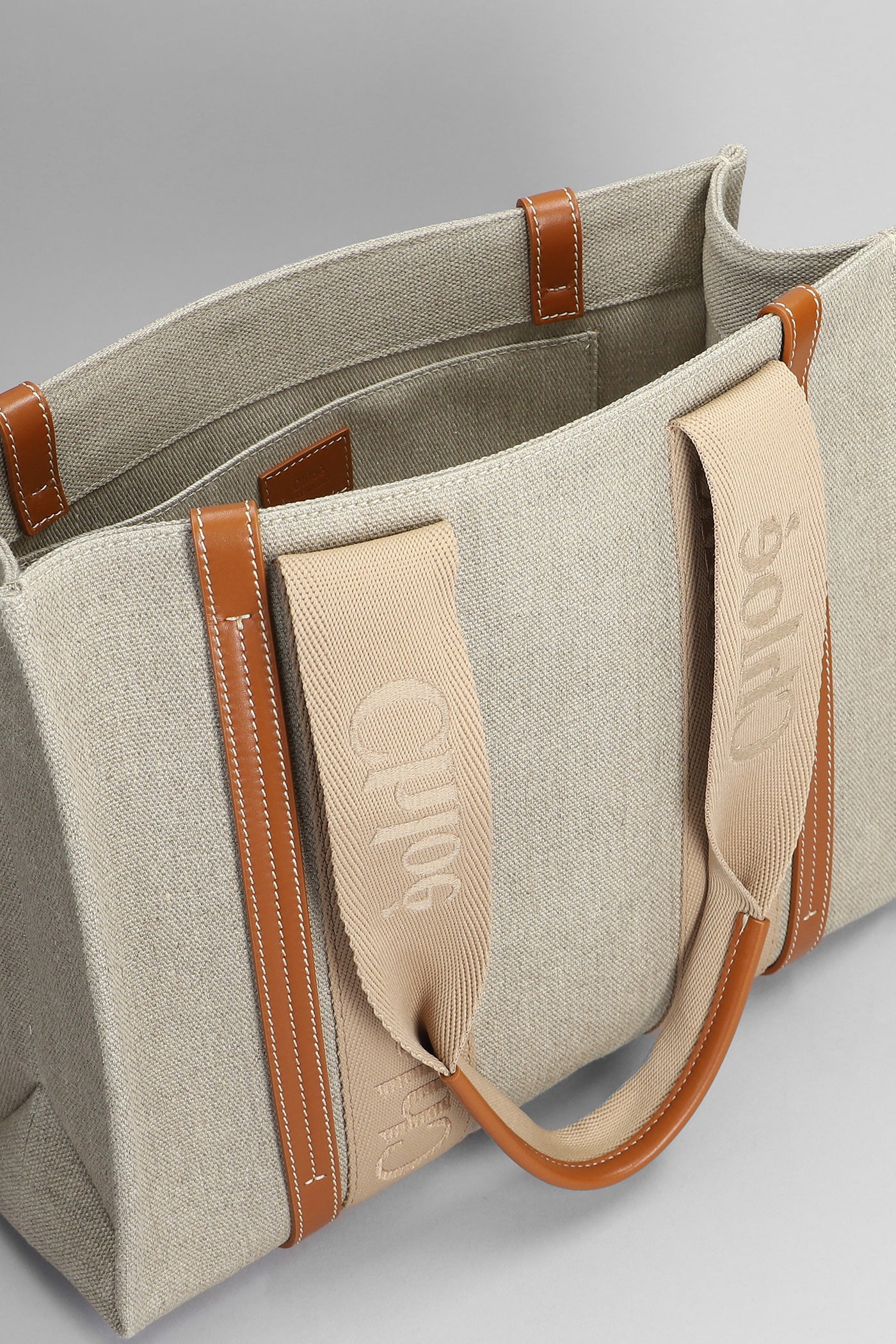 Woody Tote in beige canvas - Image 4