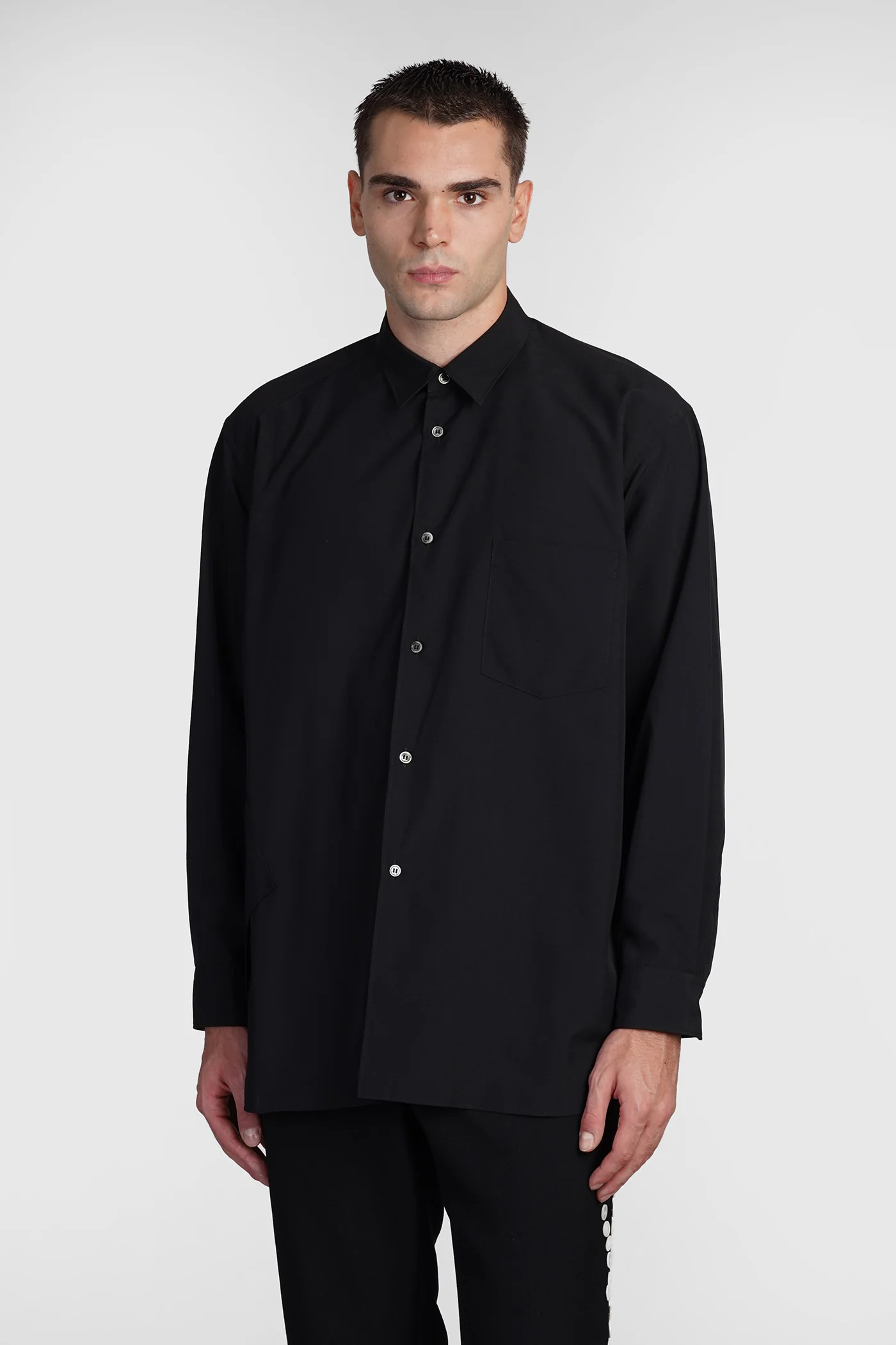 Shirt in black polyester