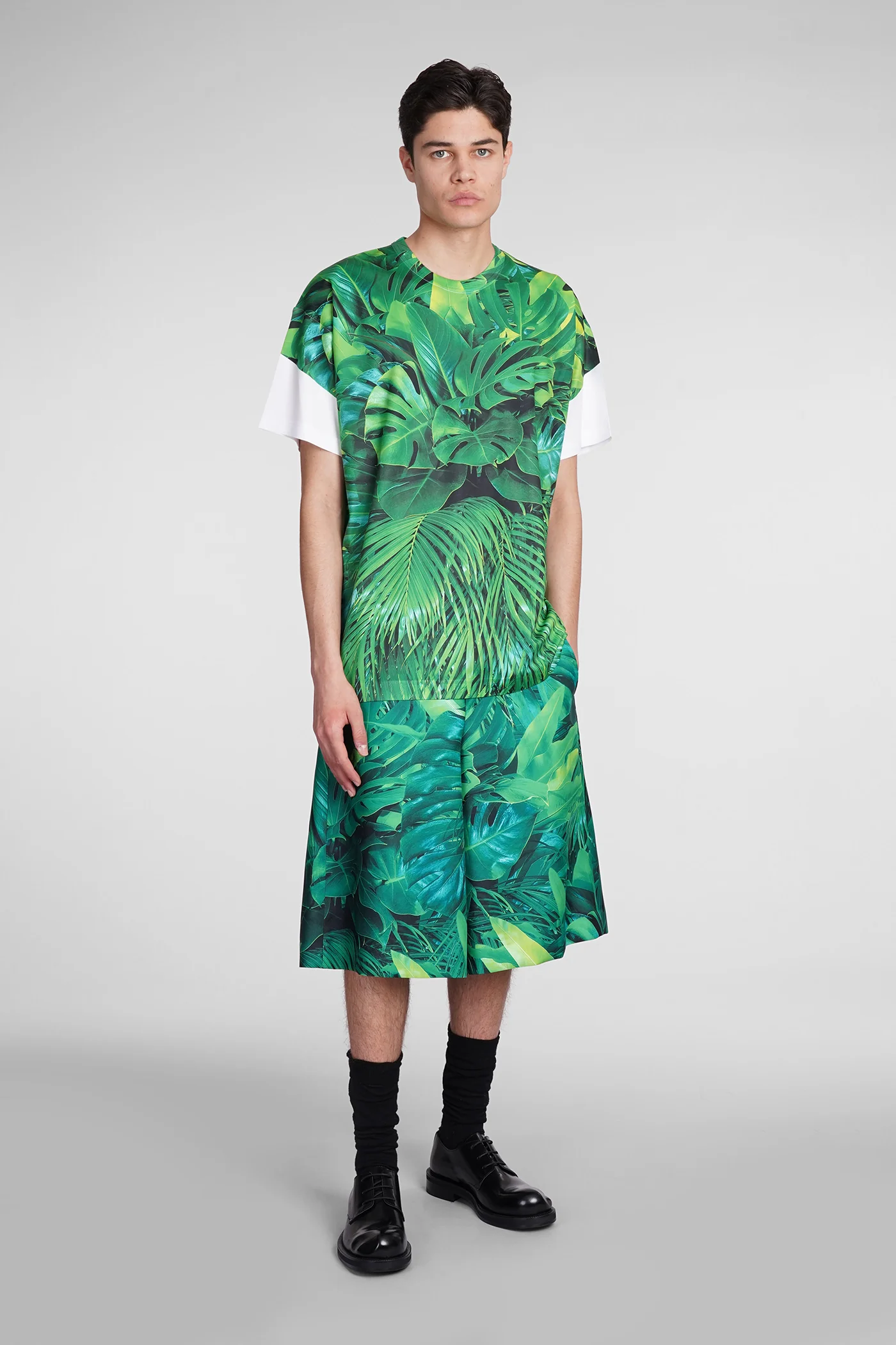 Shorts in green polyester - Image 2