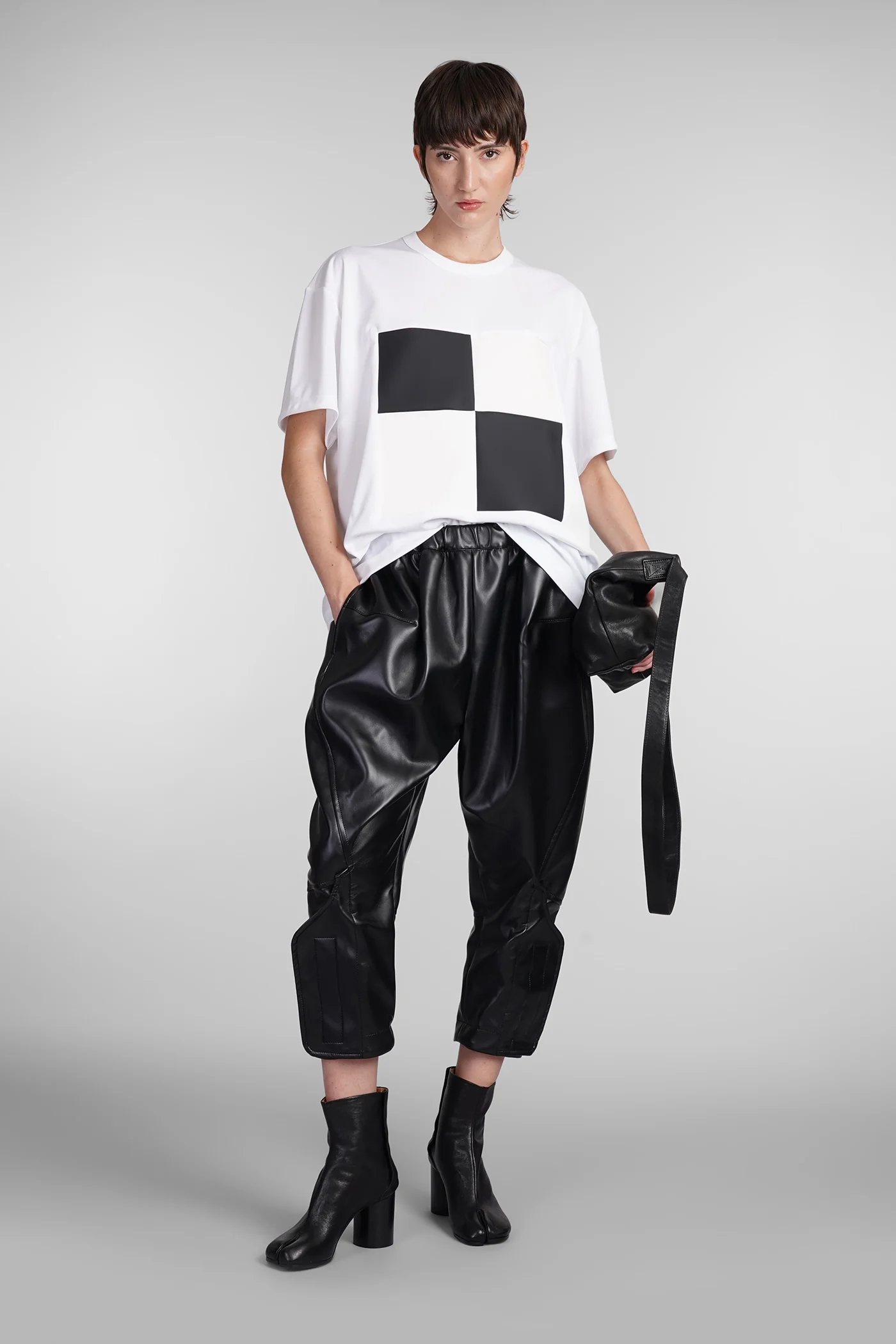 Pants in black Polyuretan - Image 2